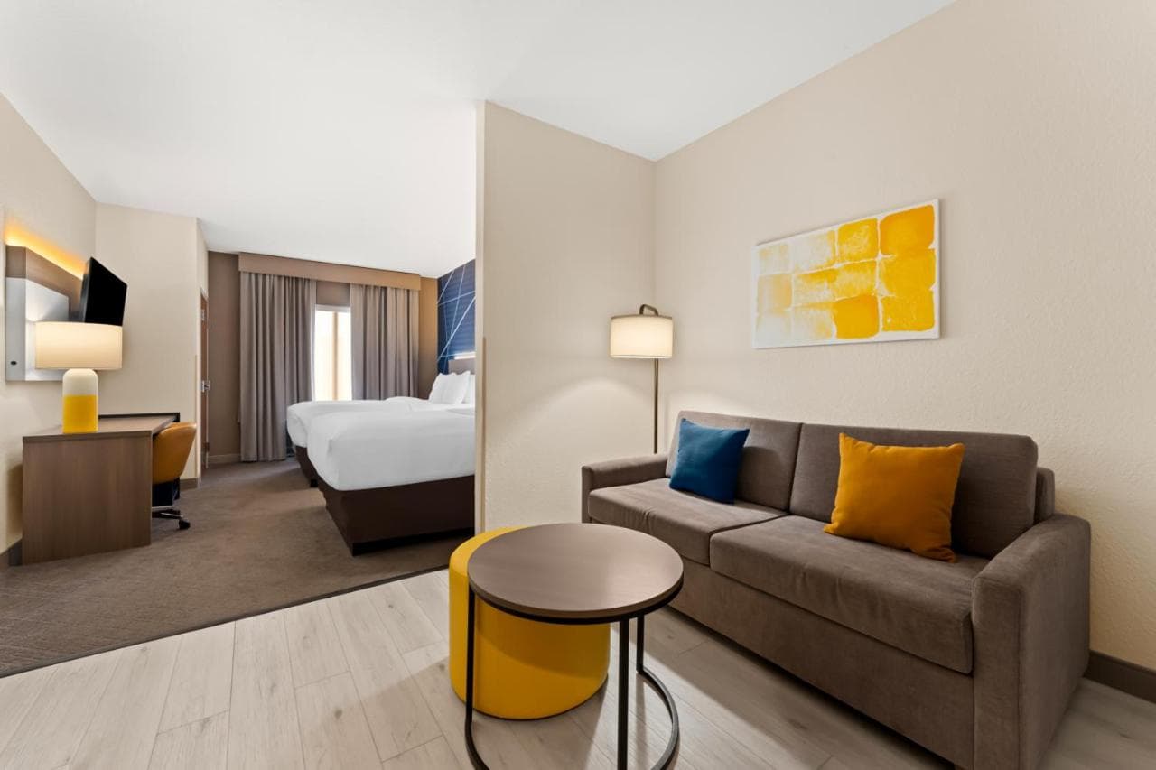 Comfort Suites Augusta Riverwatch gallery photo in Augusta, GA — image 73