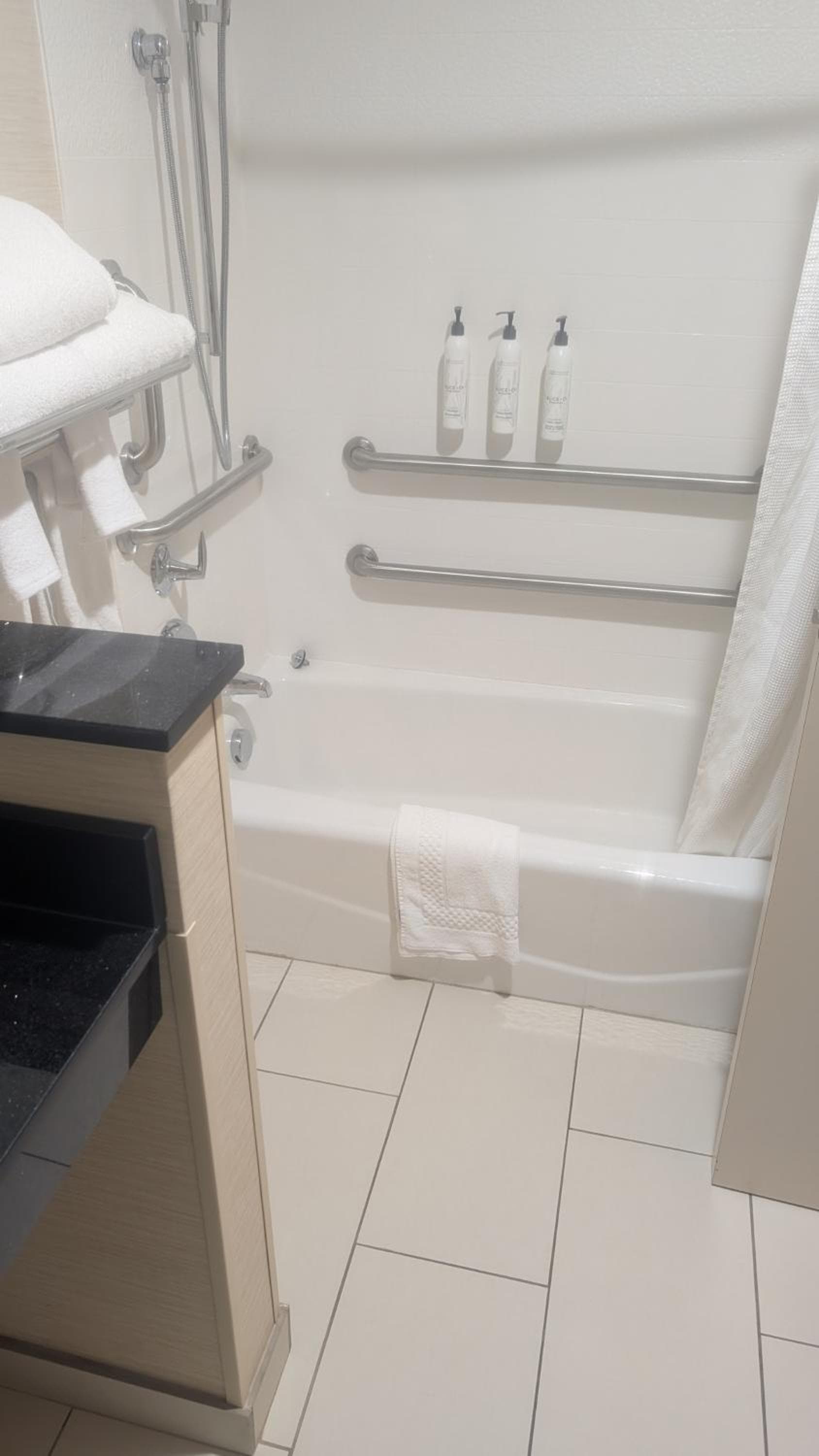 Fairfield Inn & Suites by Marriott Detroit Troy gallery photo in Troy, MI — image 26