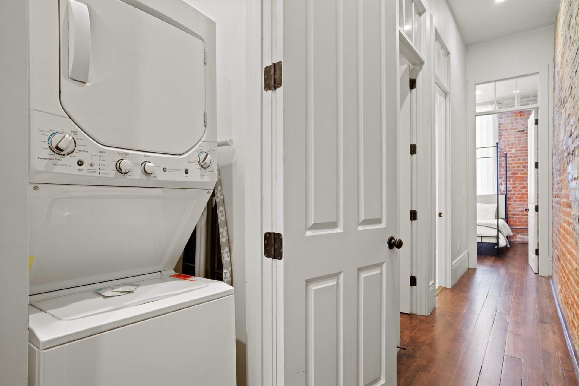 Bourbon Street Hotel Stay Group Friendly property views in New Orleans, LA — gallery photo 3