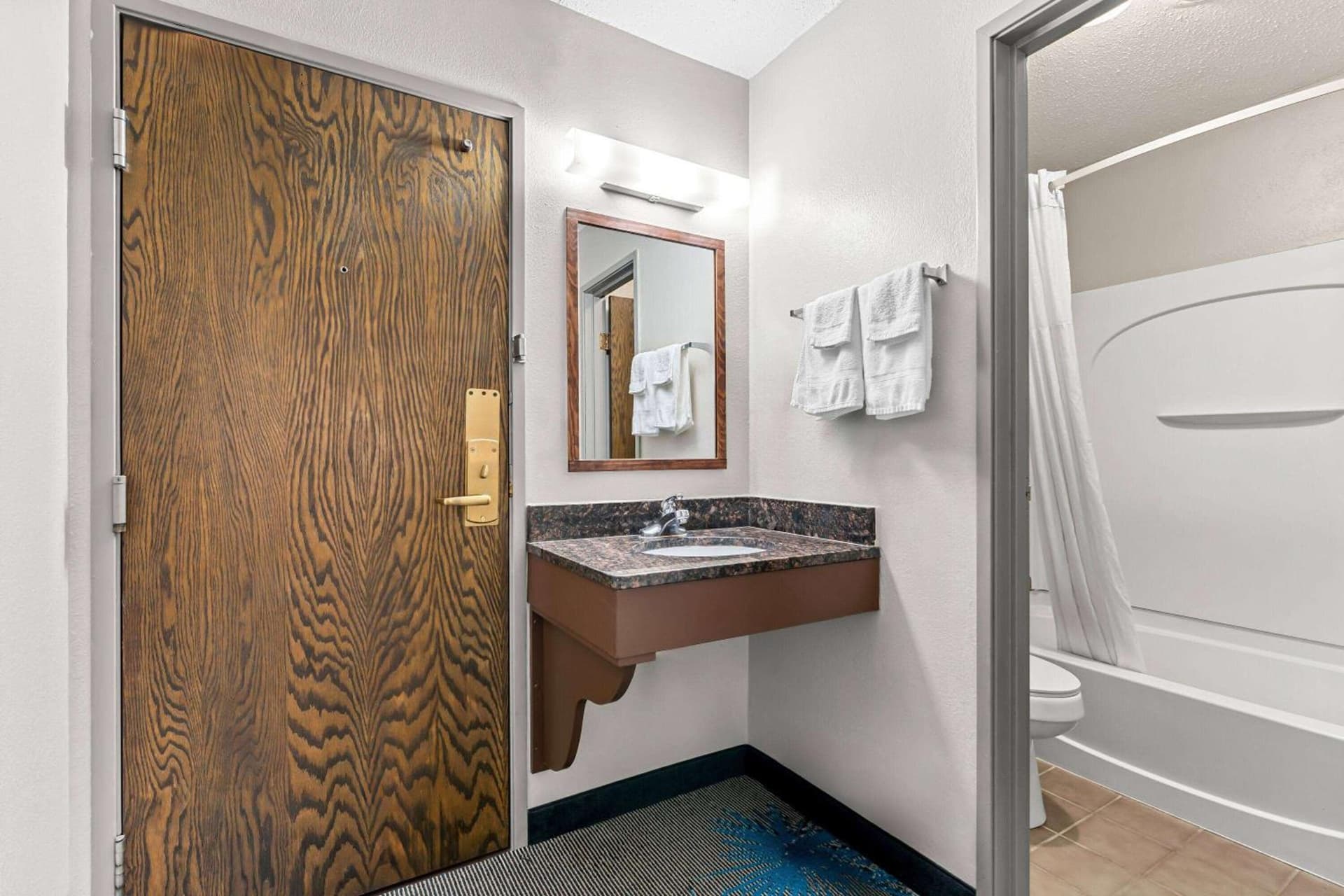 Days Inn by Wyndham Sioux Falls gallery photo in Sioux Falls, SD — image 23
