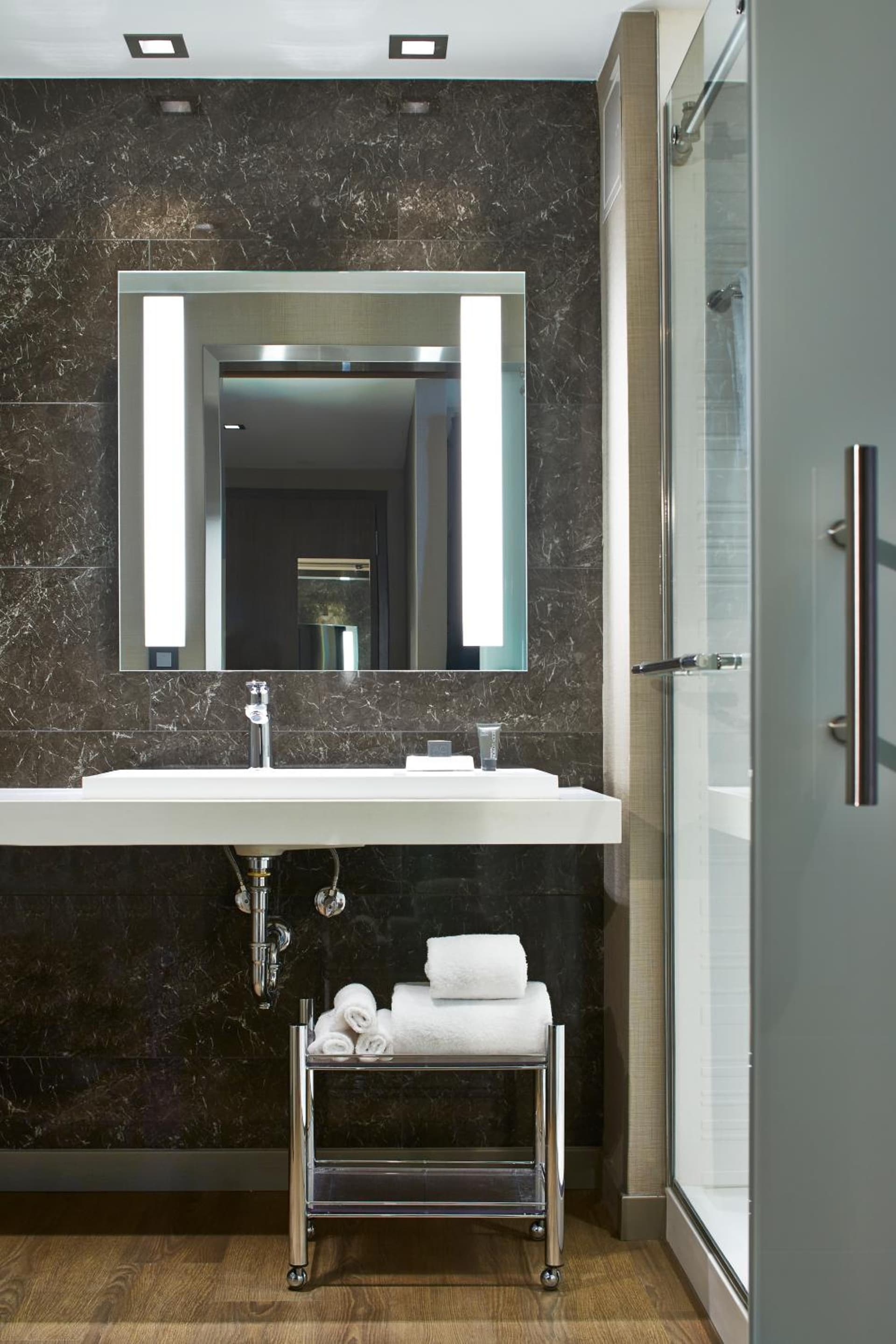 AC Hotel by Marriott Seattle Bellevue/Downtown gallery photo in Bellevue, WA — image 35