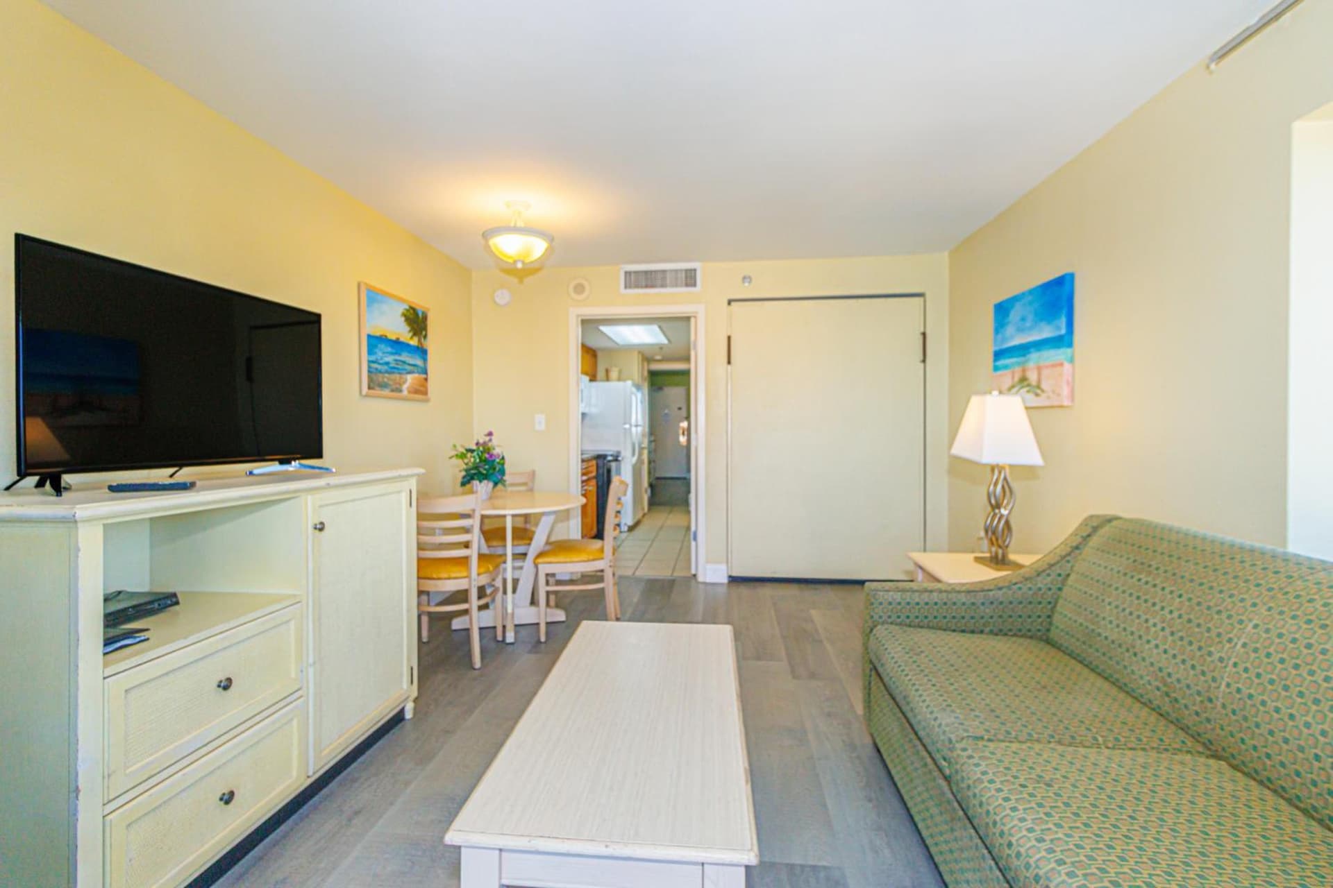 Gorgeous 1 Bedroom Oceanview Condo! Sleeps 6 Guests! Compass Cove 1525 property views in Myrtle Beach, SC — gallery photo 3