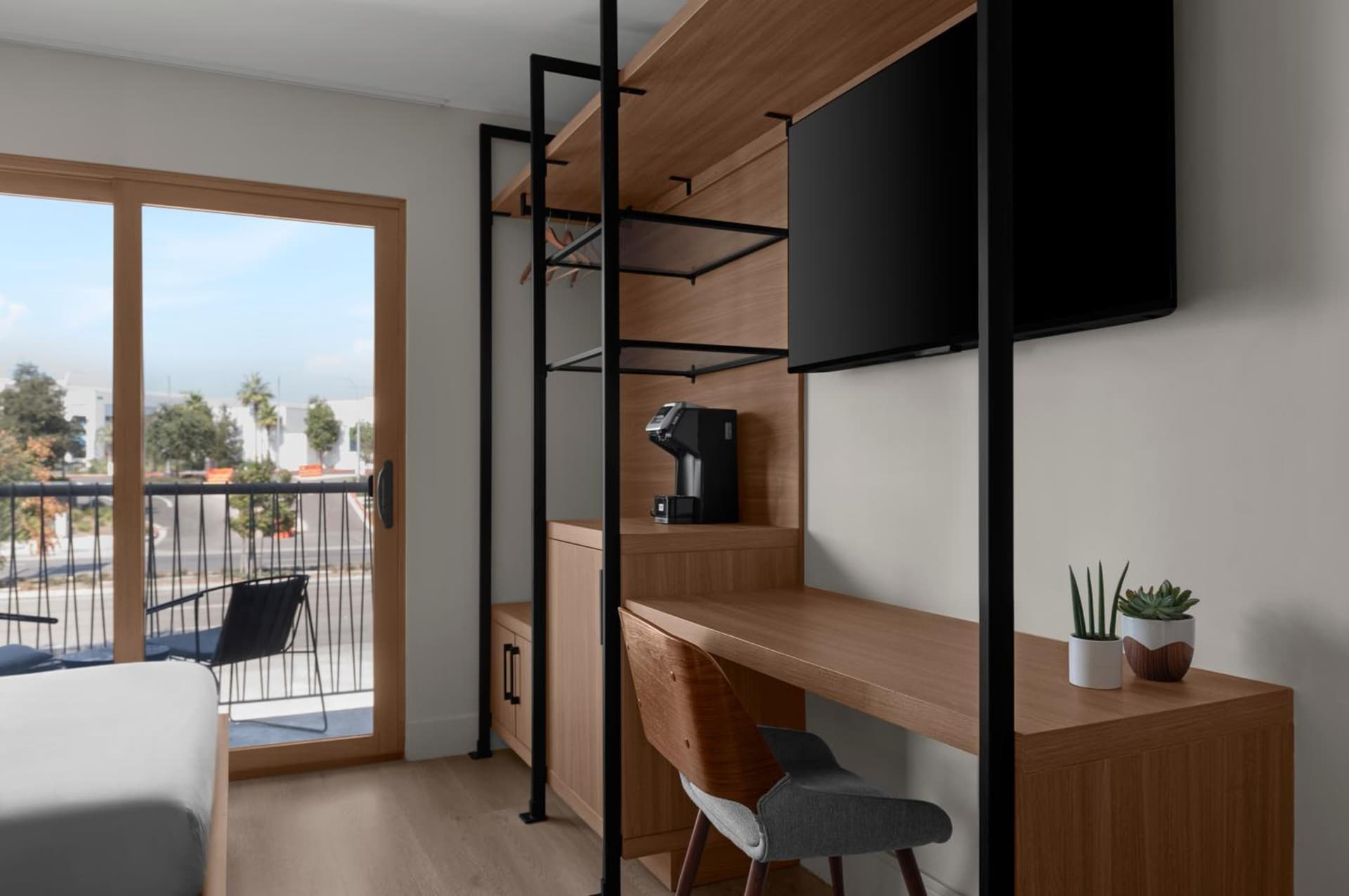 The Lum Hotel Los Angeles Stadium District gallery photo in Inglewood, CA — image 20