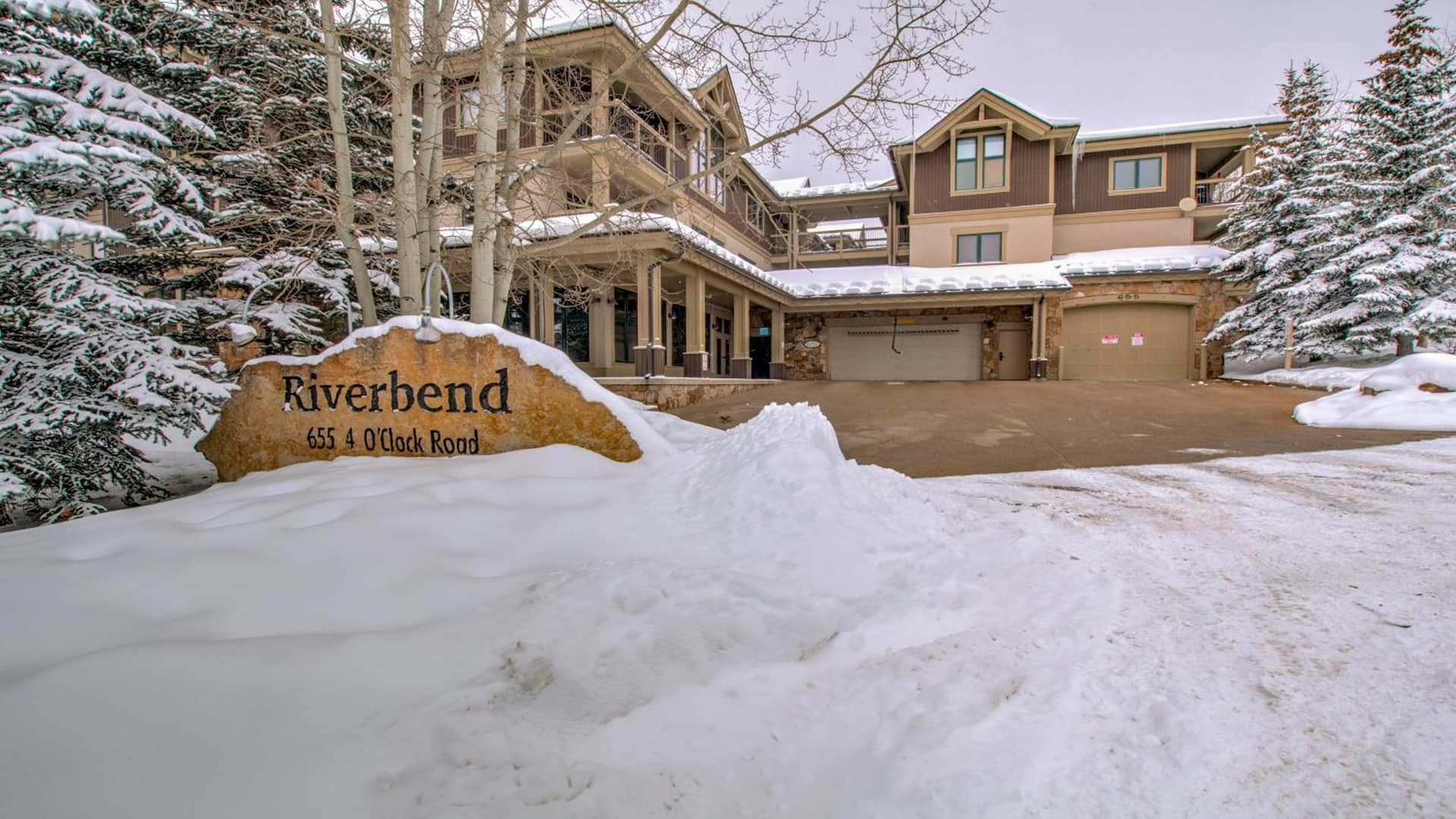Luxe by the Lift featured exterior or lobby in Breckenridge, CO — similar hotel