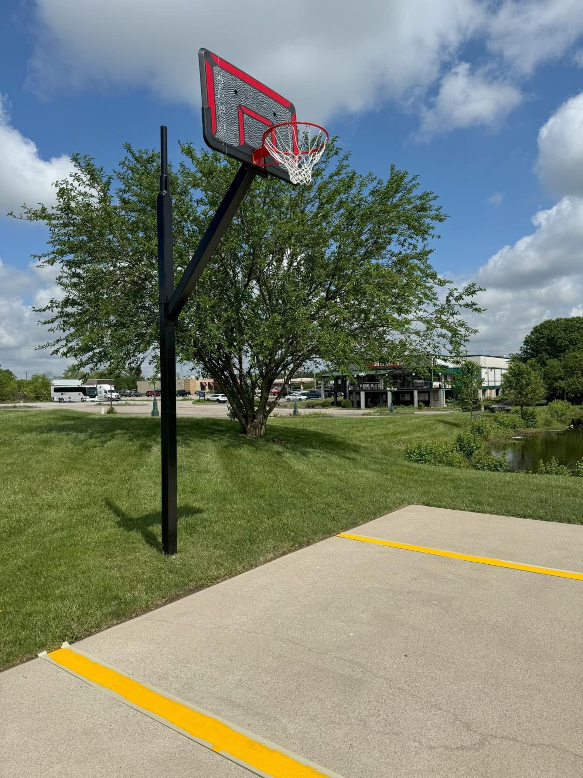 Suburban Studios Mason Near Kings Island interior in Mason, OH — gallery photo 2