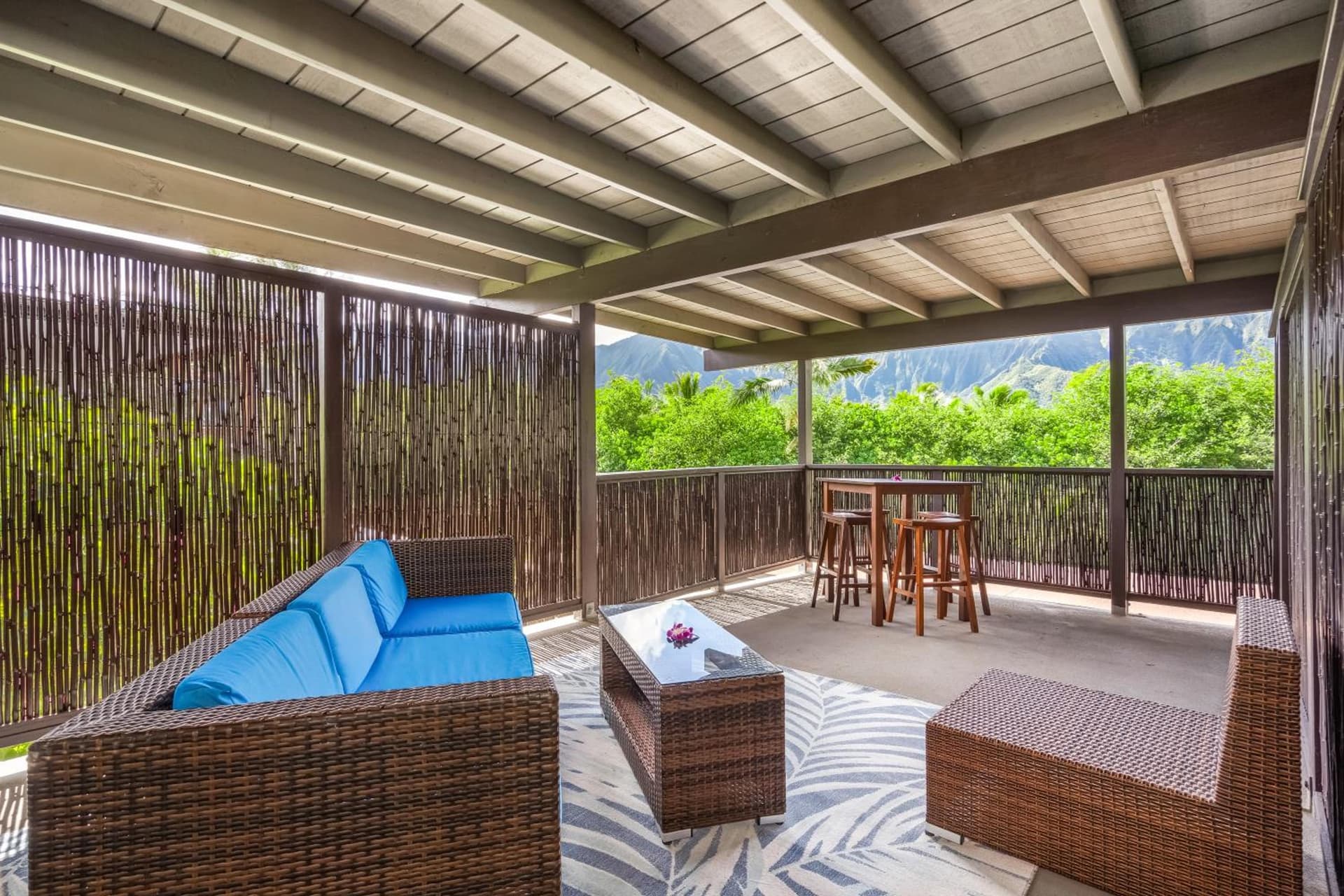 Paradise Bay Resort interior in Kaneohe, HI — gallery photo 2
