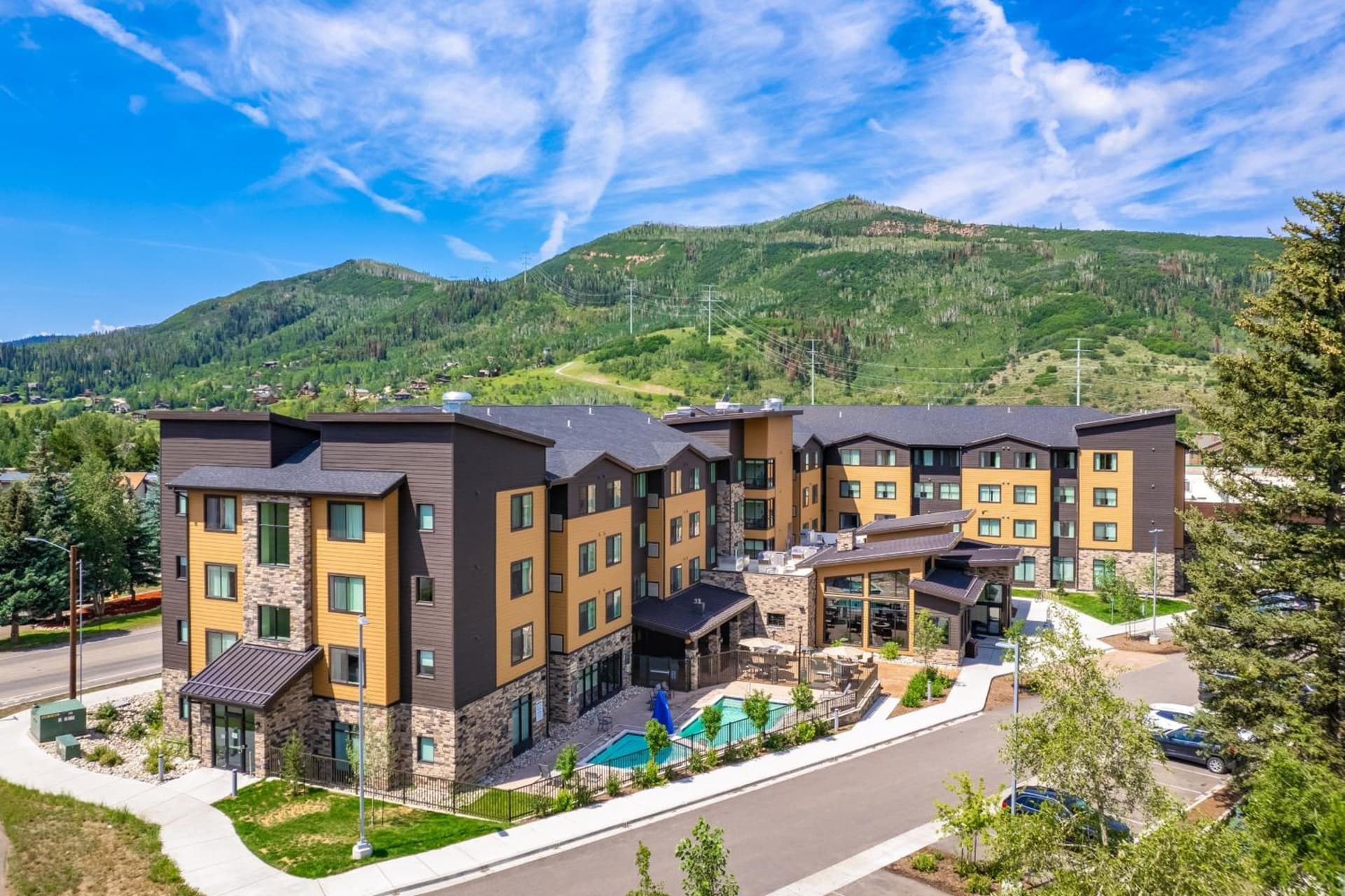 Residence Inn by Marriott Steamboat Springs property views in Steamboat Springs, CO — gallery photo 3