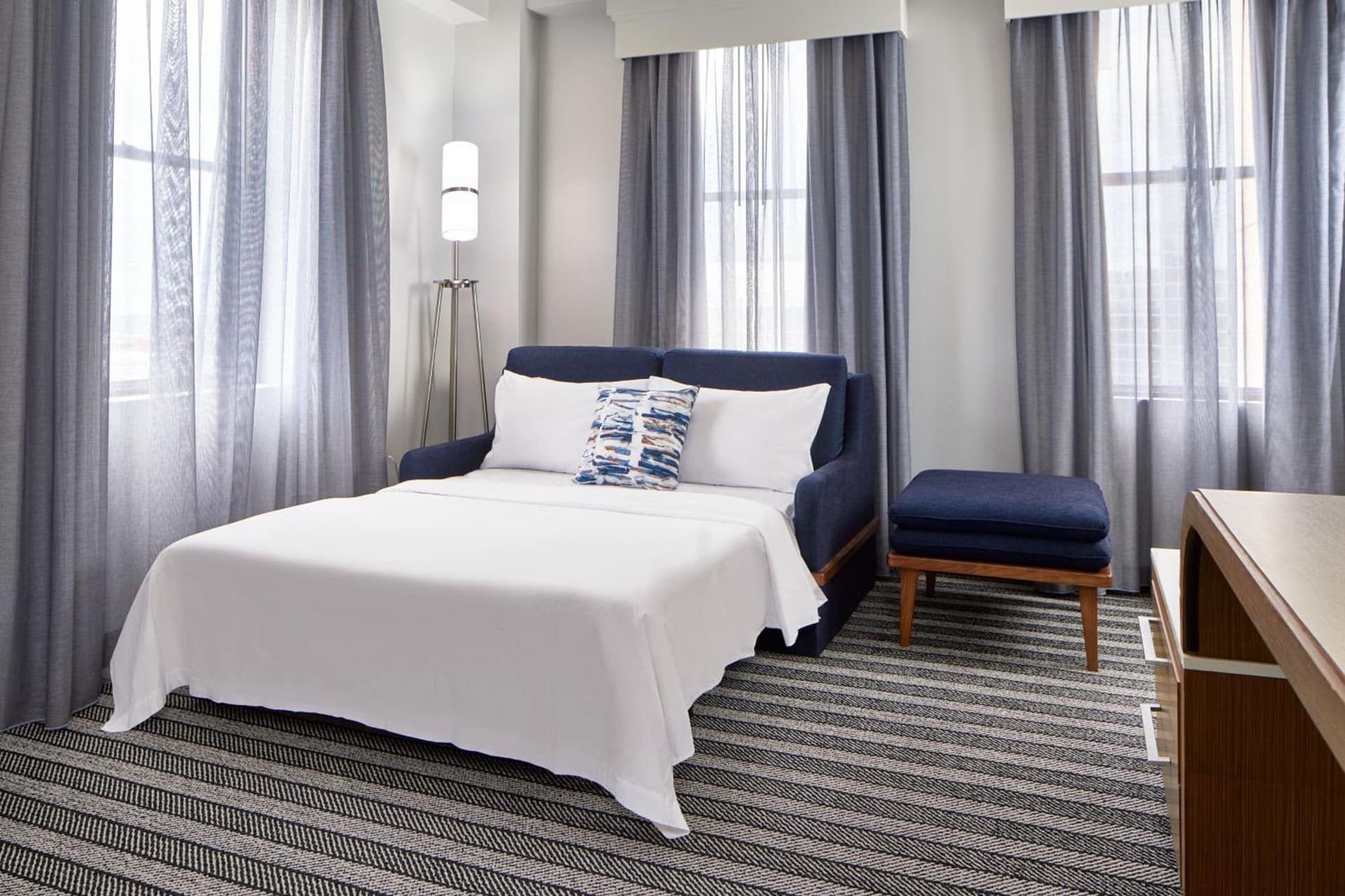 Courtyard by Marriott Nashville Downtown property views in Nashville, TN — gallery photo 3
