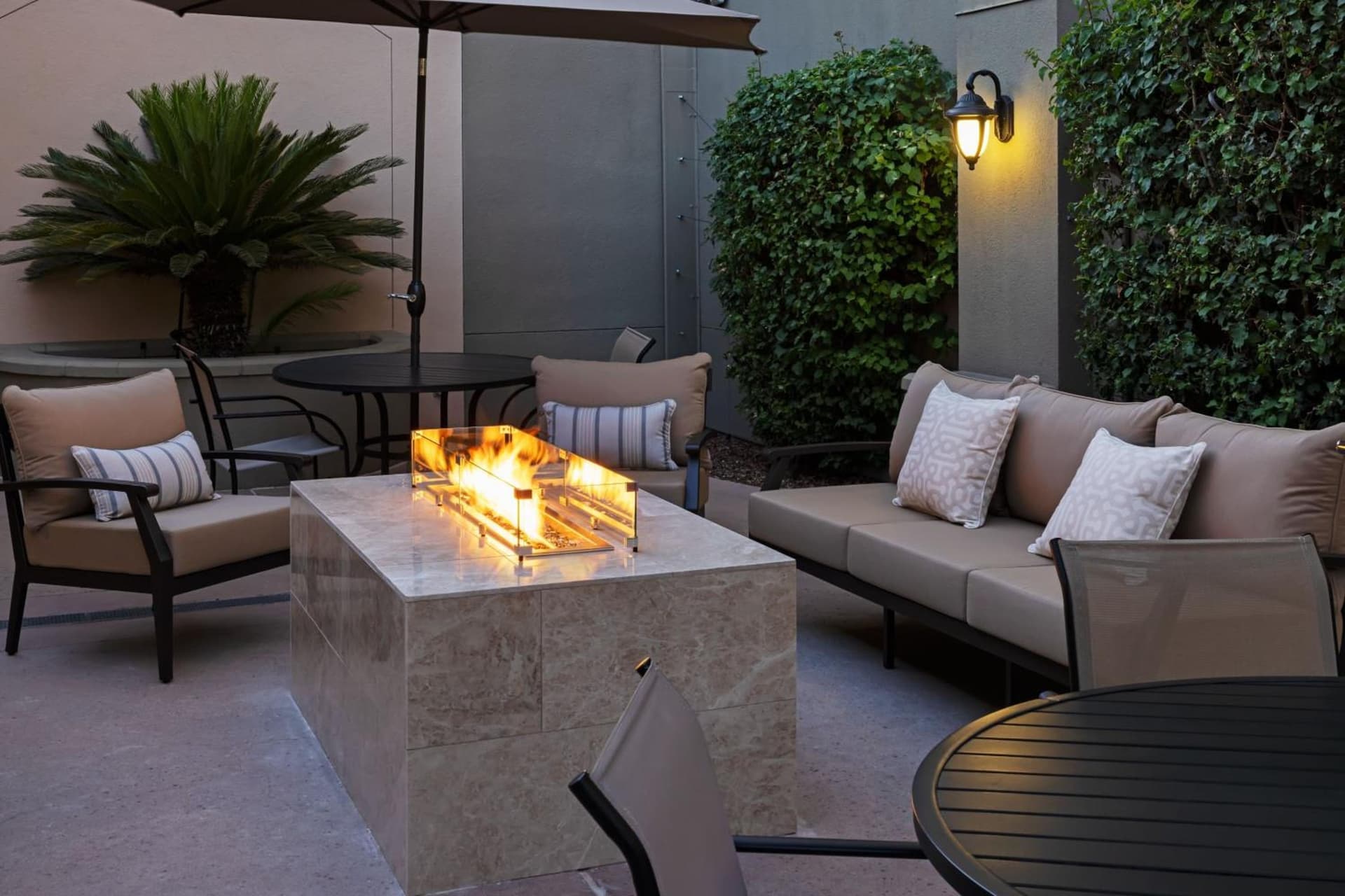Courtyard by Marriott Baldwin Park gallery photo in Baldwin Park, CA — image 18