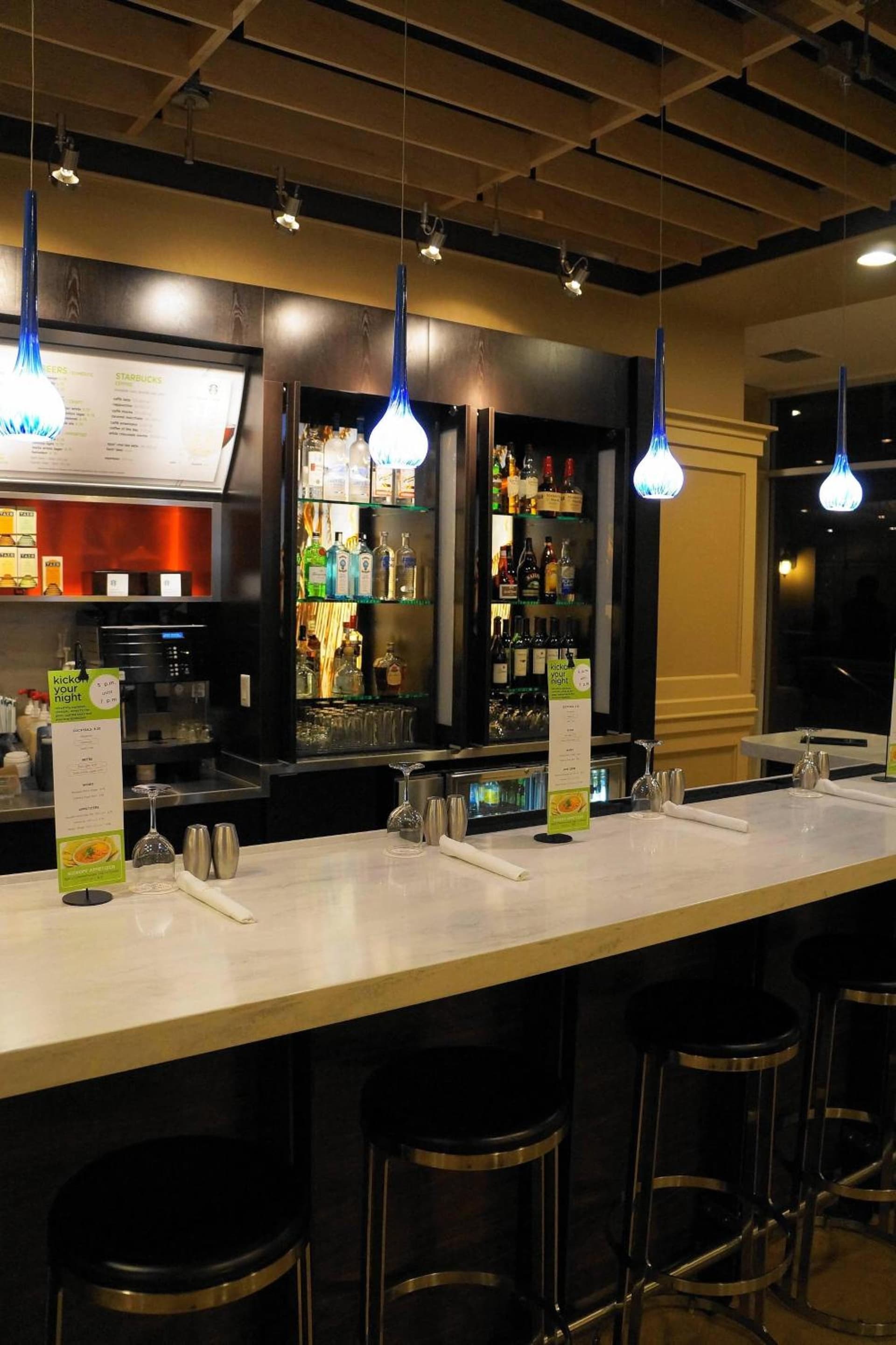 Courtyard by Marriott Baldwin Park gallery photo in Baldwin Park, CA — image 23