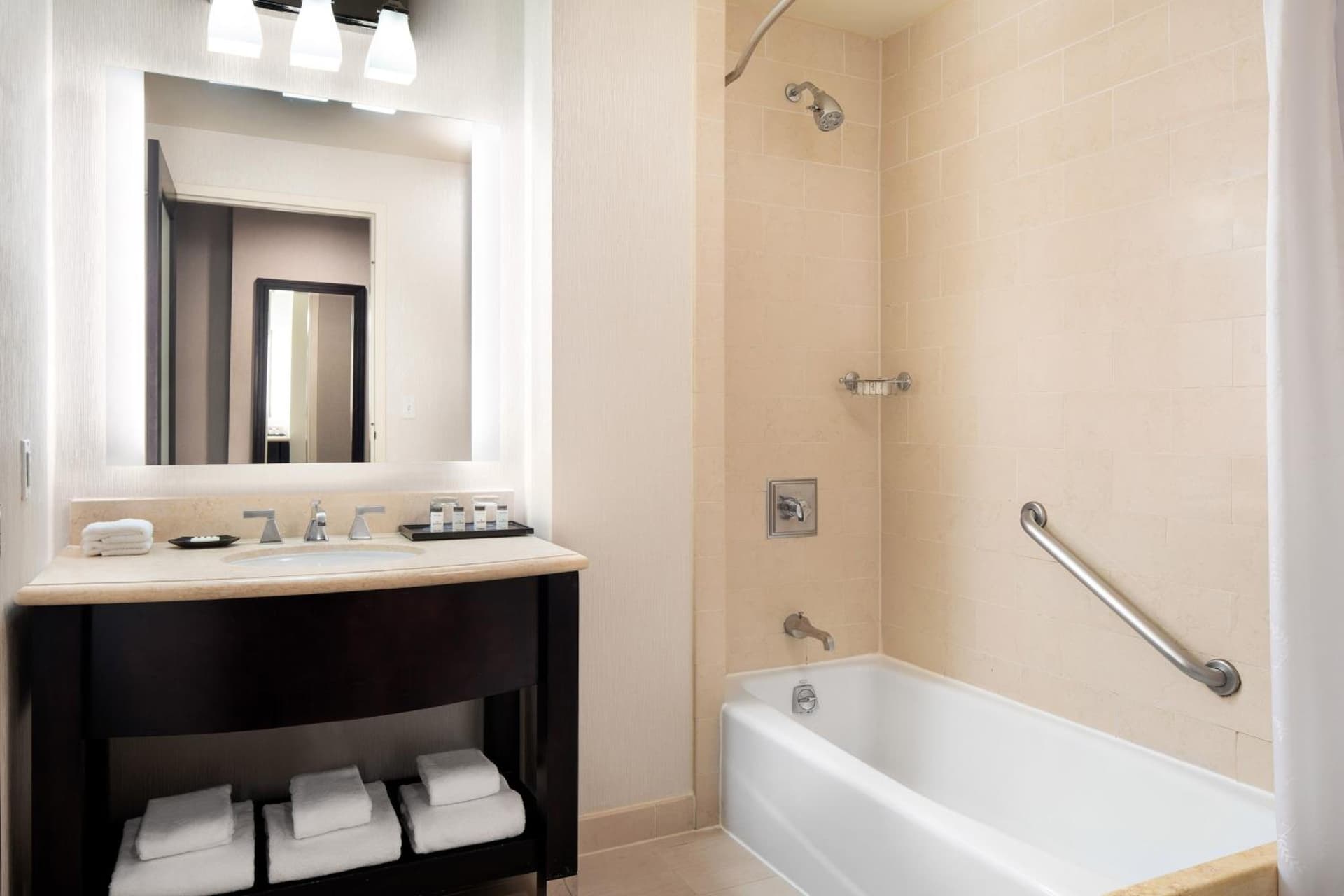 Sheraton Garden Grove-Anaheim South gallery photo in Anaheim, CA — image 13