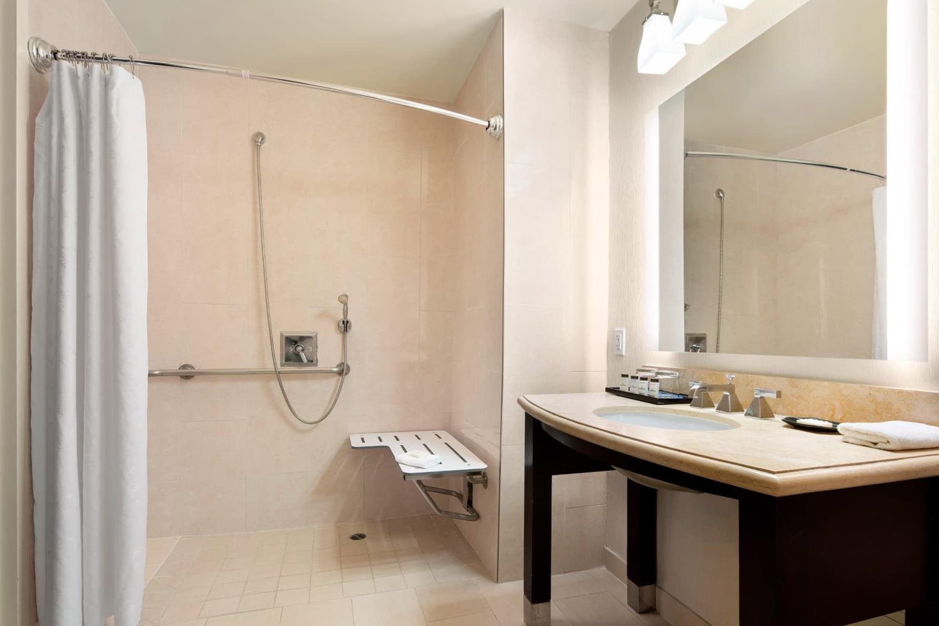 Sheraton Garden Grove-Anaheim South gallery photo in Anaheim, CA — image 6