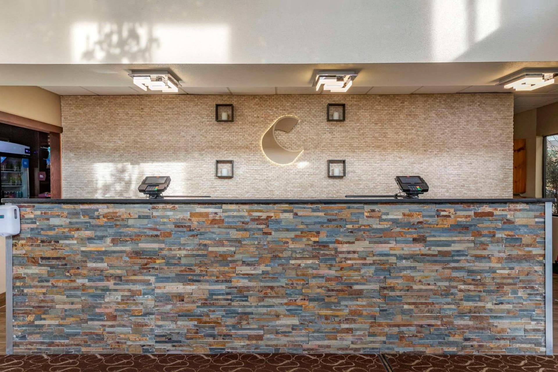Comfort Suites Auburn Hills-Detroit property views in Auburn Hills, MI — gallery photo 3