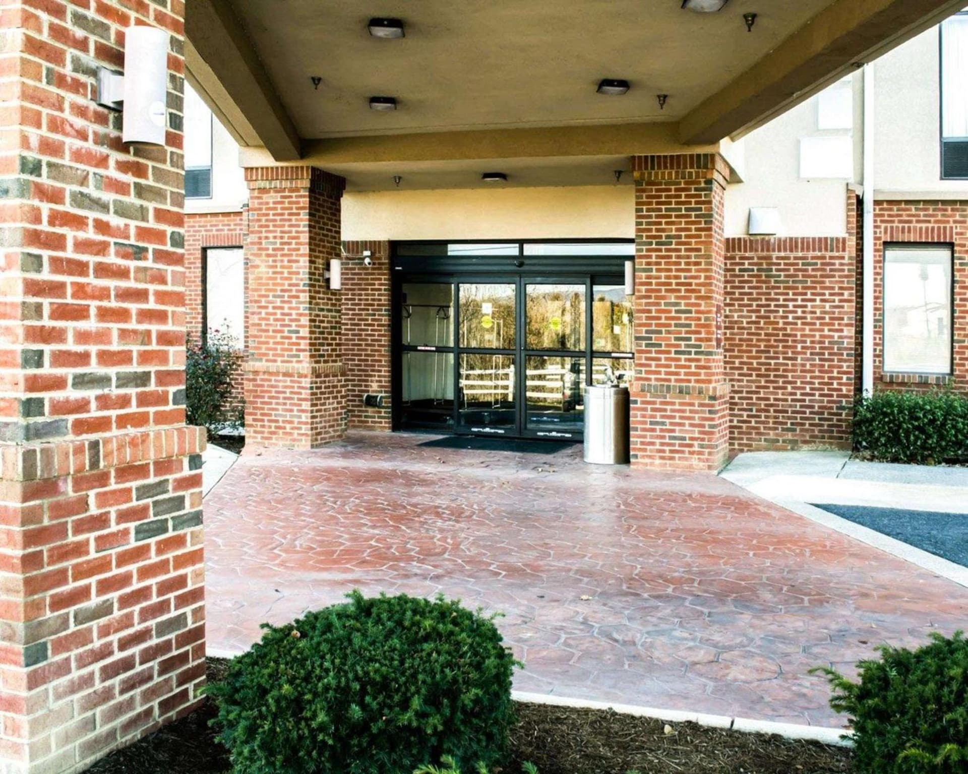 Sleep Inn & Suites Virginia Horse Center property views in Lexington, VA — gallery photo 3