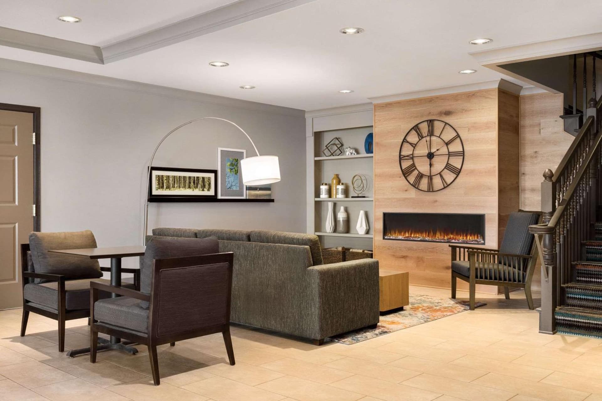 Country Inn & Suites by Radisson, St Cloud East, MN gallery photo in Saint Cloud, MN — image 65