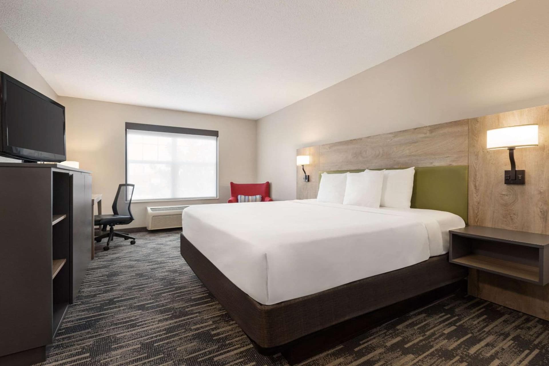 Country Inn & Suites by Radisson, St Cloud East, MN gallery photo in Saint Cloud, MN — image 9