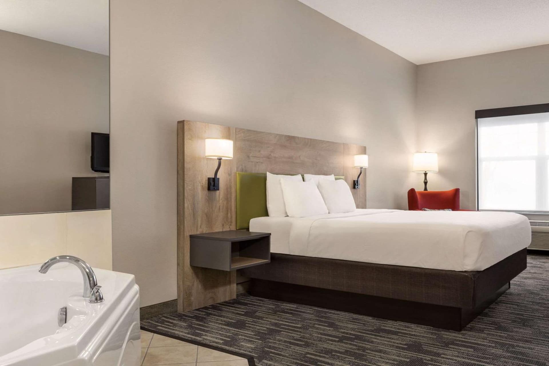 Country Inn & Suites by Radisson, St Cloud East, MN gallery photo in Saint Cloud, MN — image 8