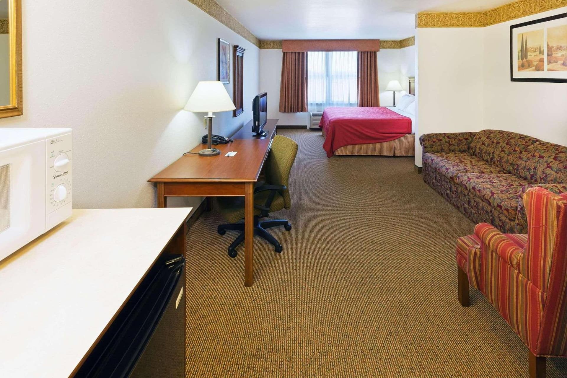 Country Inn & Suites by Radisson, Chambersburg, PA gallery photo in Chambersburg, PA — image 40