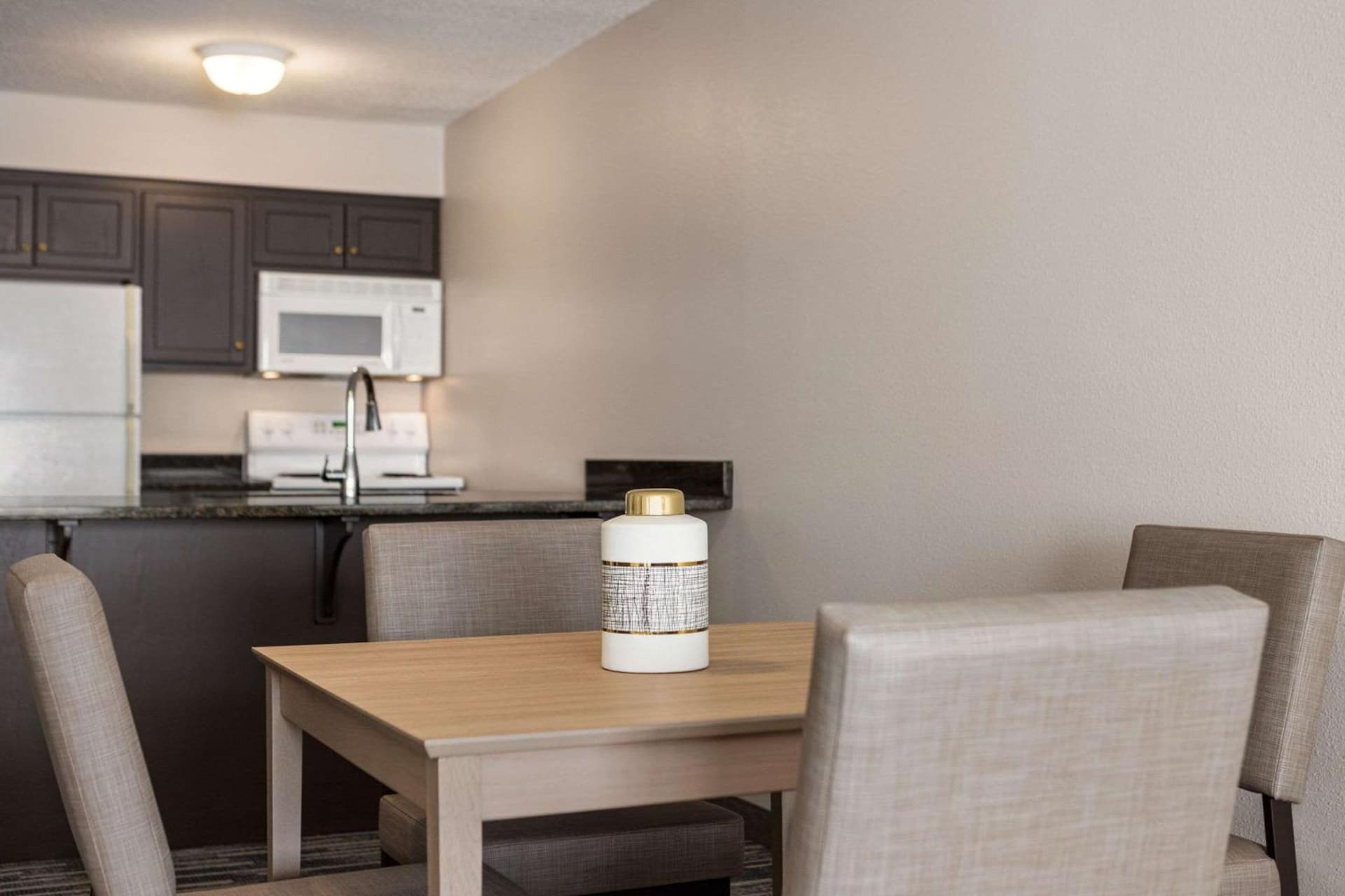 Country Inn & Suites by Radisson, St Cloud East, MN gallery photo in Saint Cloud, MN — image 55