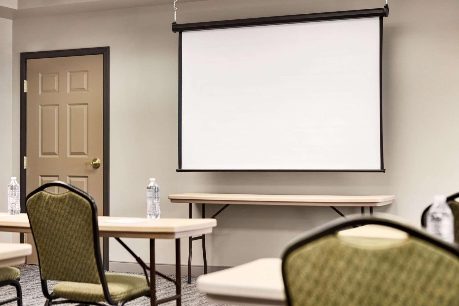 Country Inn & Suites by Radisson, St Cloud East, MN gallery photo in Saint Cloud, MN — image 58