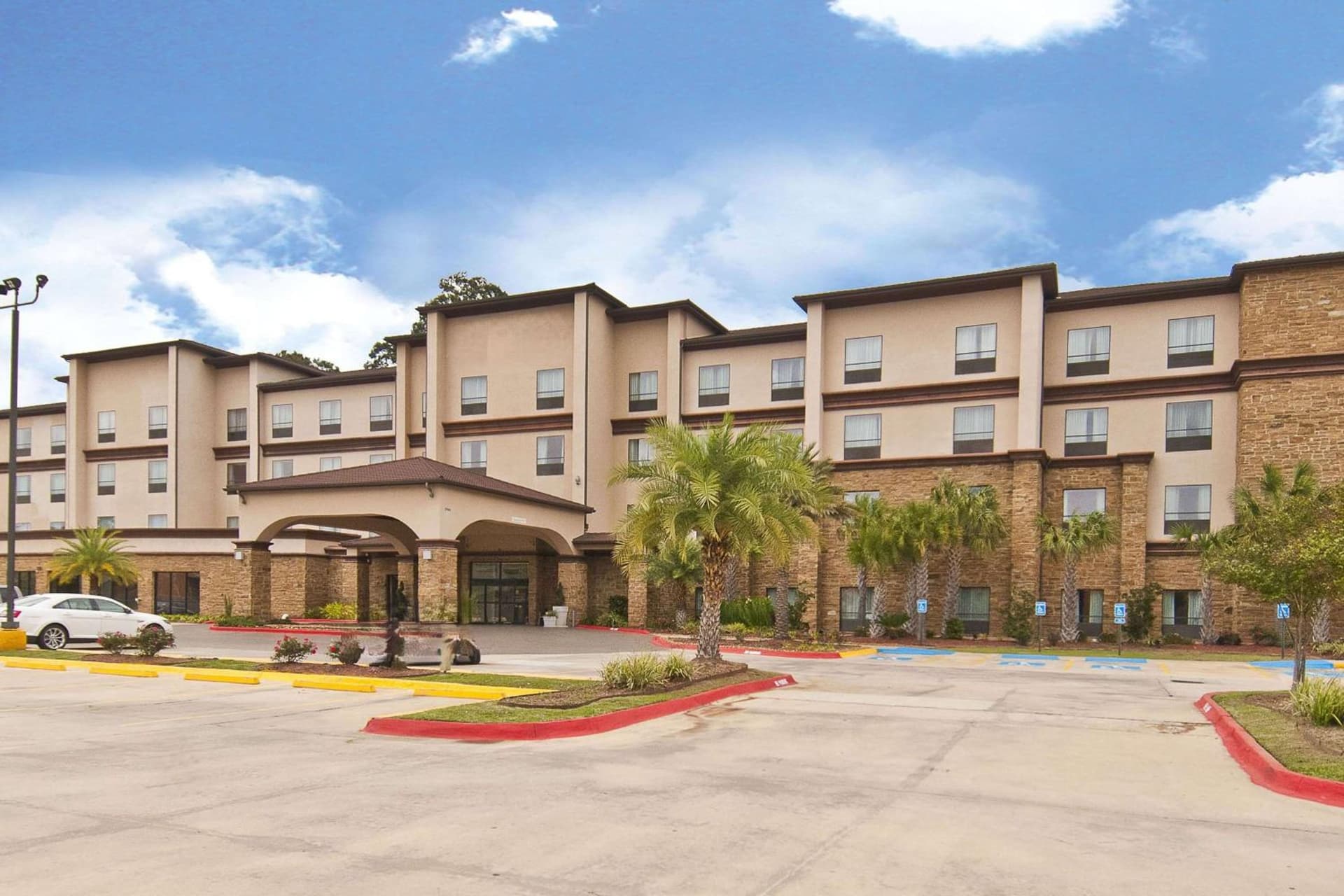 Wyndham Lake Charles Casino Area gallery photo in Lake Charles, LA — image 30