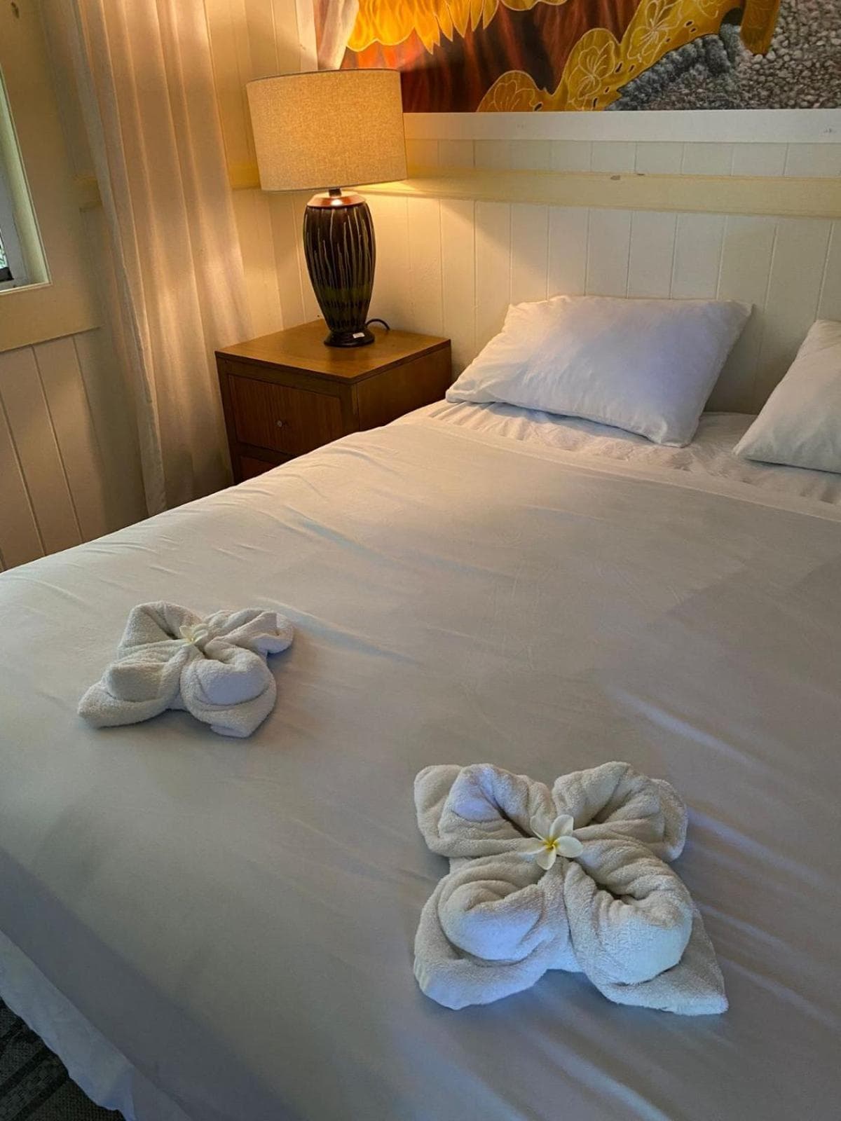 Wild Ginger Hotel interior in Hilo, HI — gallery photo 2