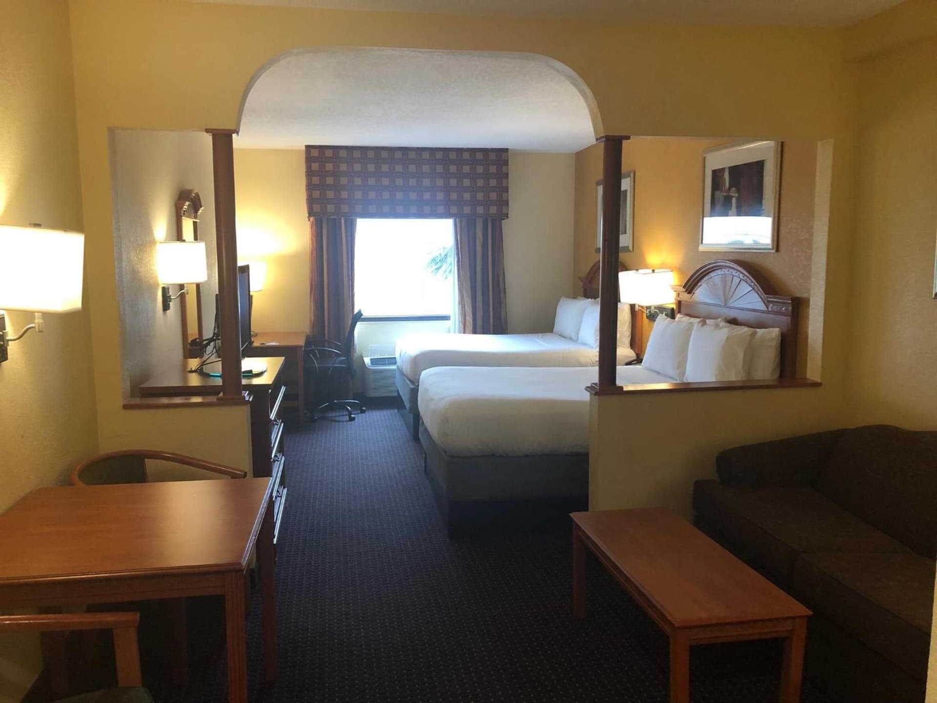 Holiday Inn Express and Suites Fort Lauderdale Airport West by IHG gallery photo in Davie, FL — image 73