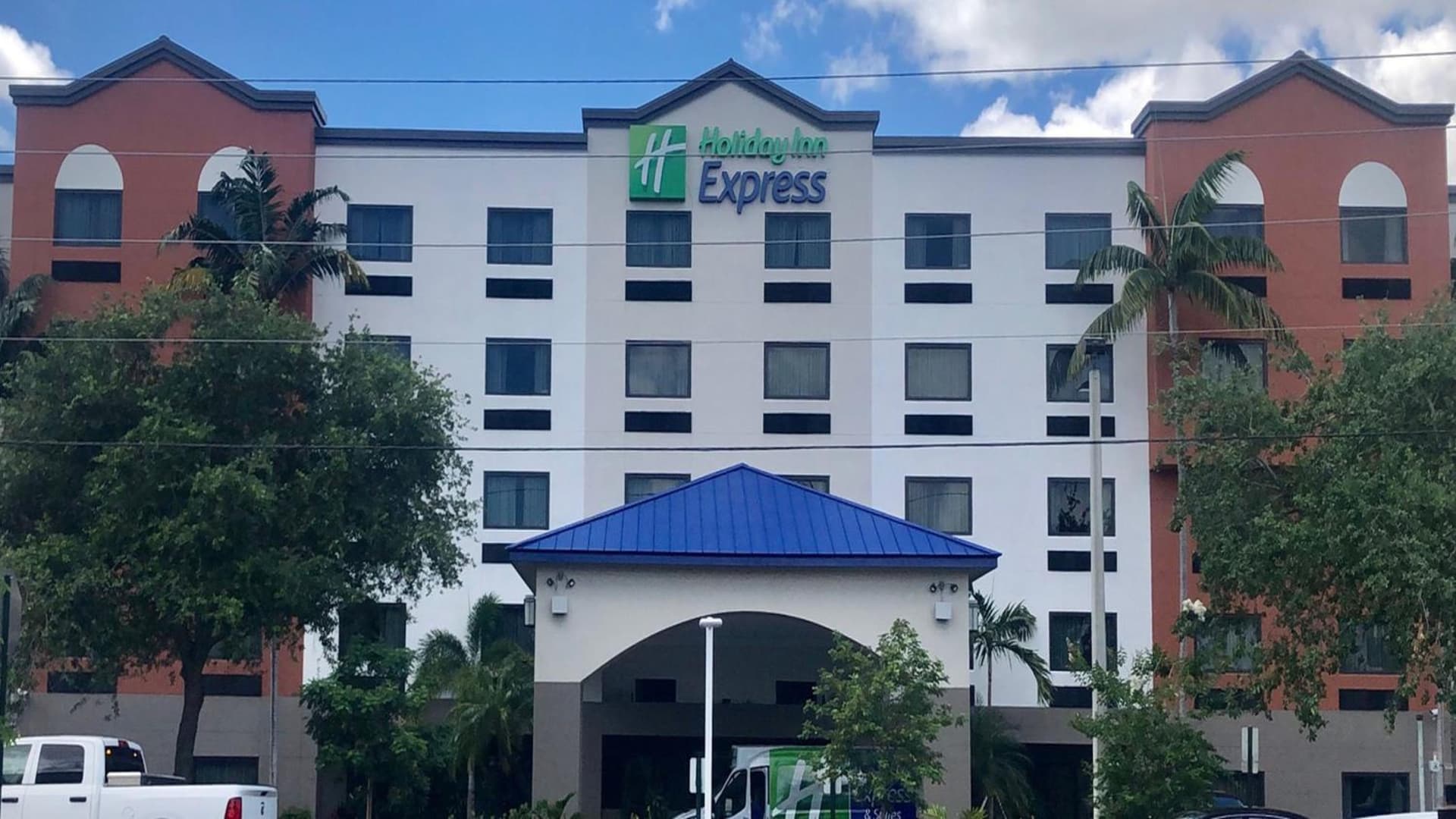 Holiday Inn Express and Suites Fort Lauderdale Airport West by IHG gallery photo in Davie, FL — image 24