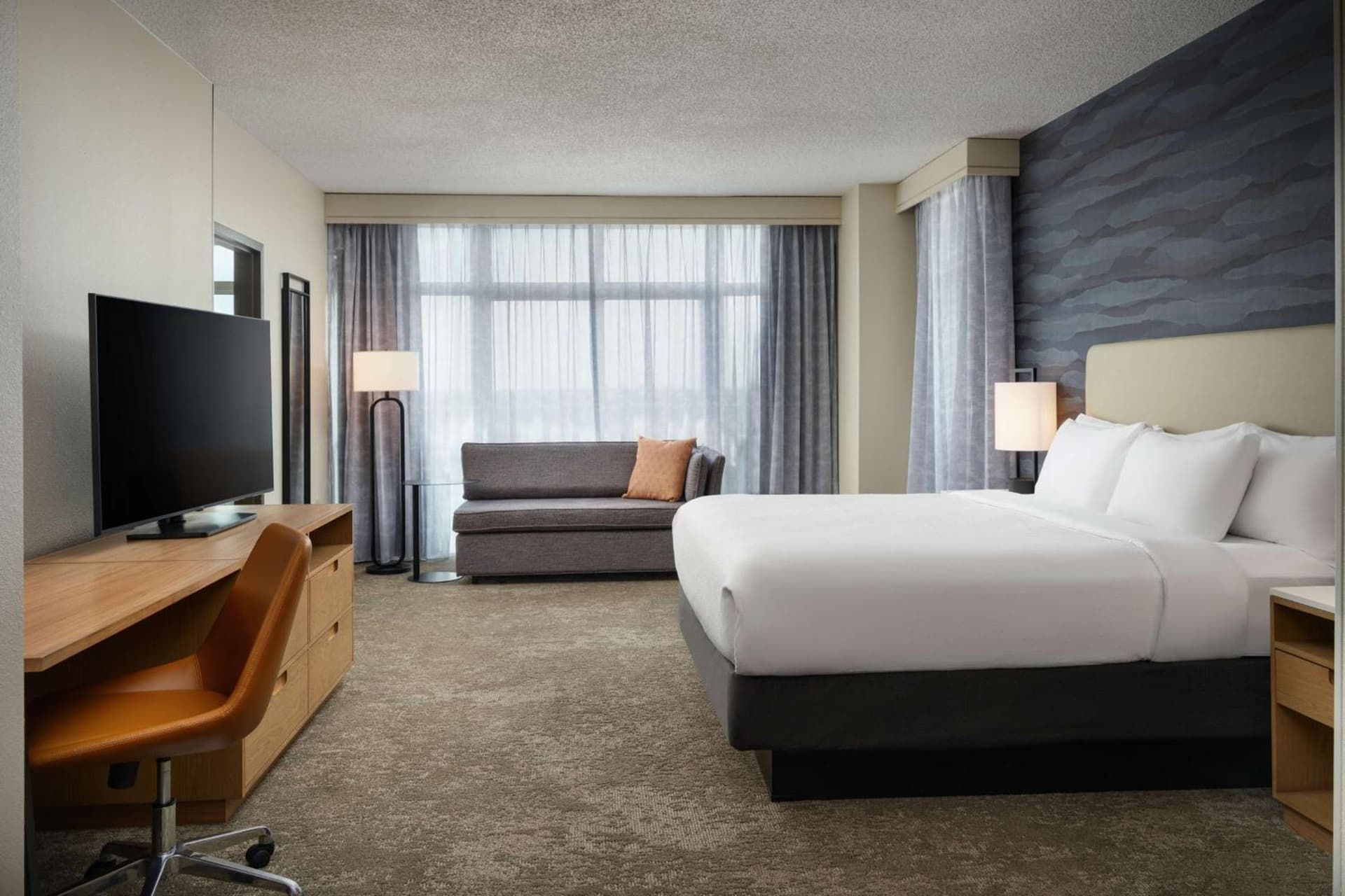 Embassy Suites North Charleston Airport Hotel Convention gallery photo in Charleston, SC — image 17