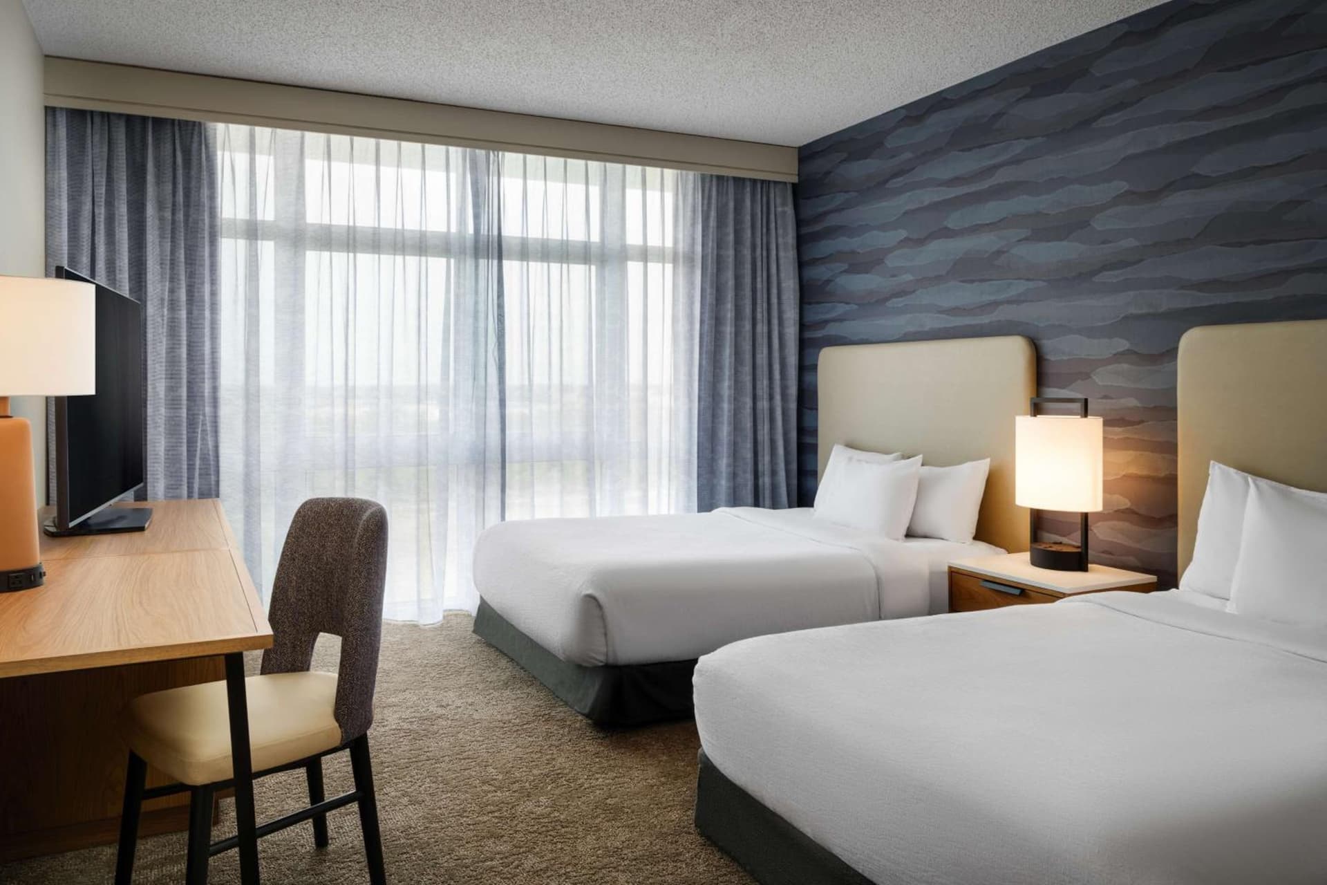 Embassy Suites North Charleston Airport Hotel Convention gallery photo in Charleston, SC — image 32