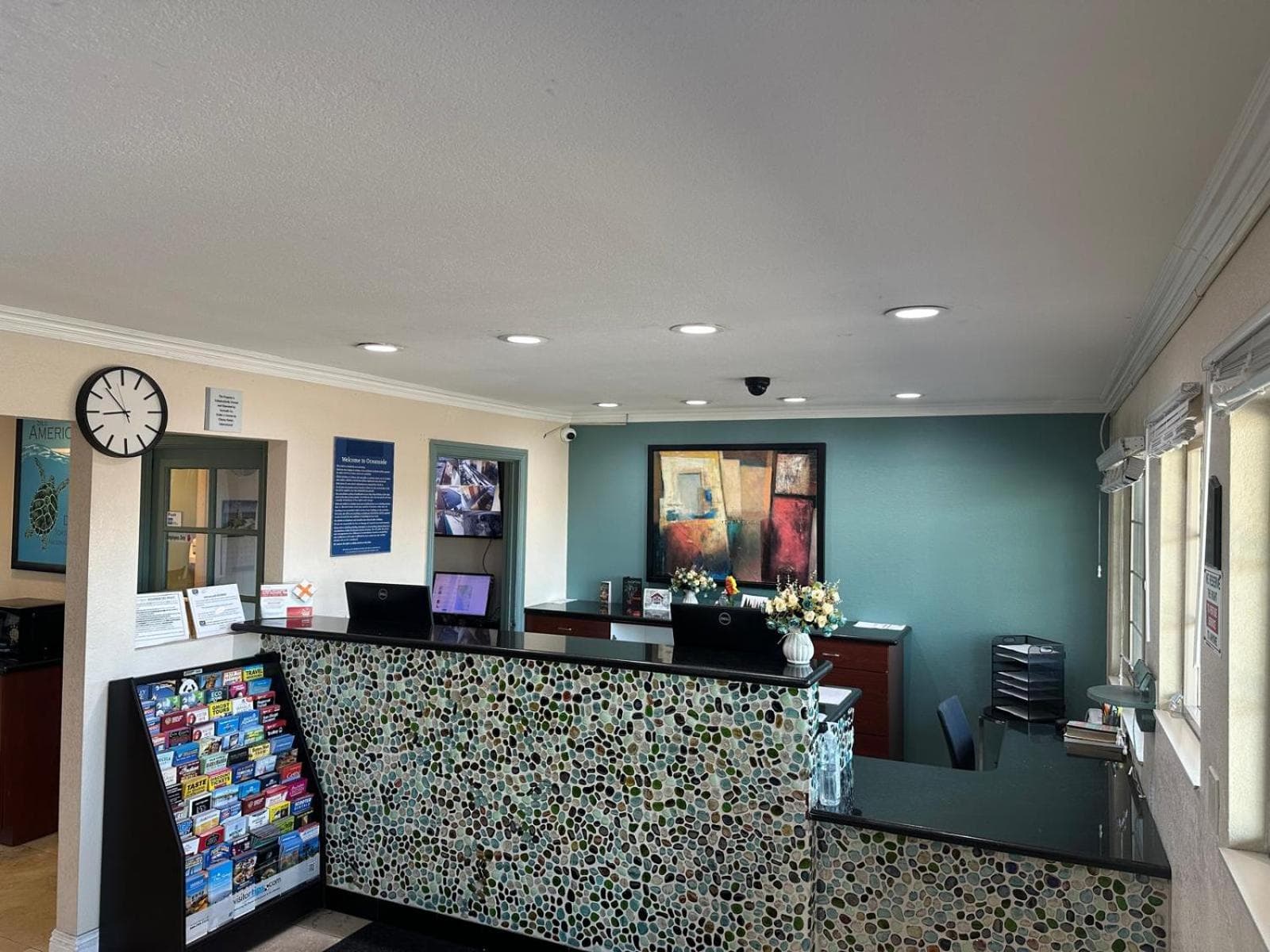 Hotel Avenida - Oceanside Camp Pendleton gallery photo in Oceanside, CA — image 41