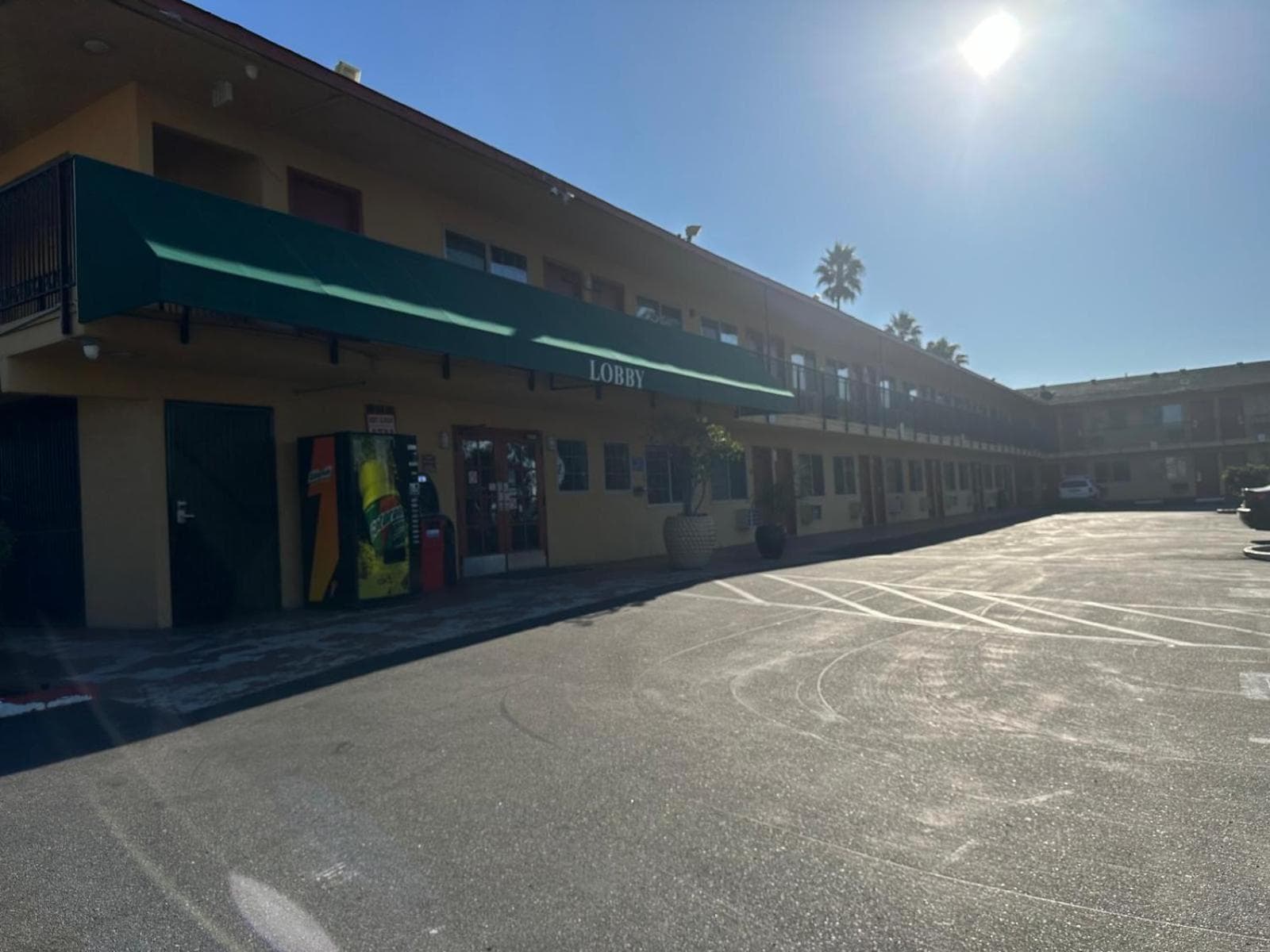 Hotel Avenida - Oceanside Camp Pendleton gallery photo in Oceanside, CA — image 37