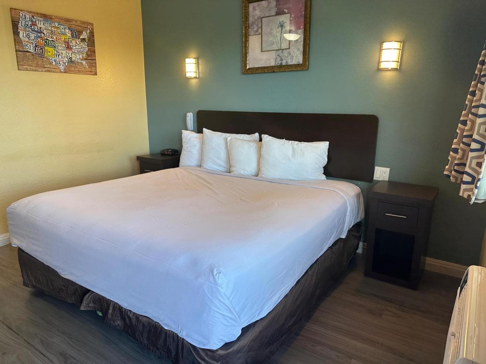 Hotel Avenida - Oceanside Camp Pendleton gallery photo in Oceanside, CA — image 21