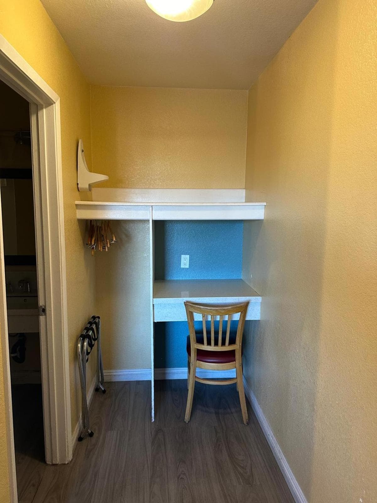 Hotel Avenida - Oceanside Camp Pendleton gallery photo in Oceanside, CA — image 18