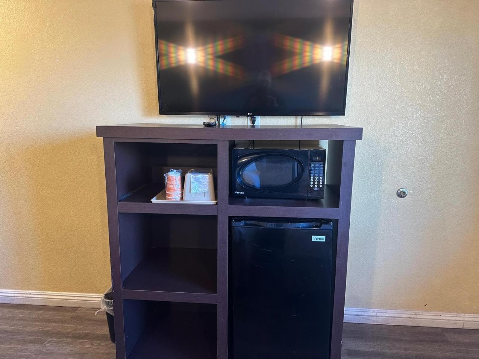 Hotel Avenida - Oceanside Camp Pendleton gallery photo in Oceanside, CA — image 17