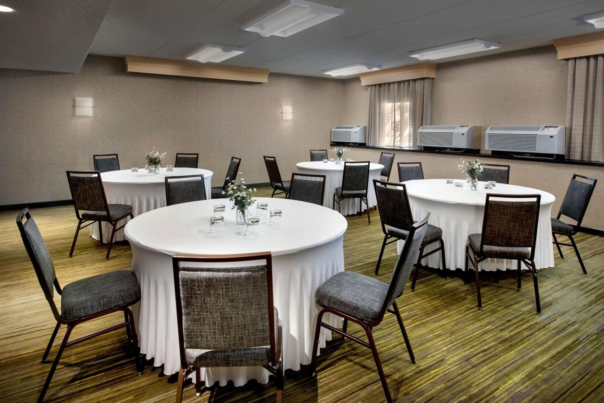 Courtyard by Marriott Tarrytown Westchester County gallery photo in Tarrytown, NY — image 30