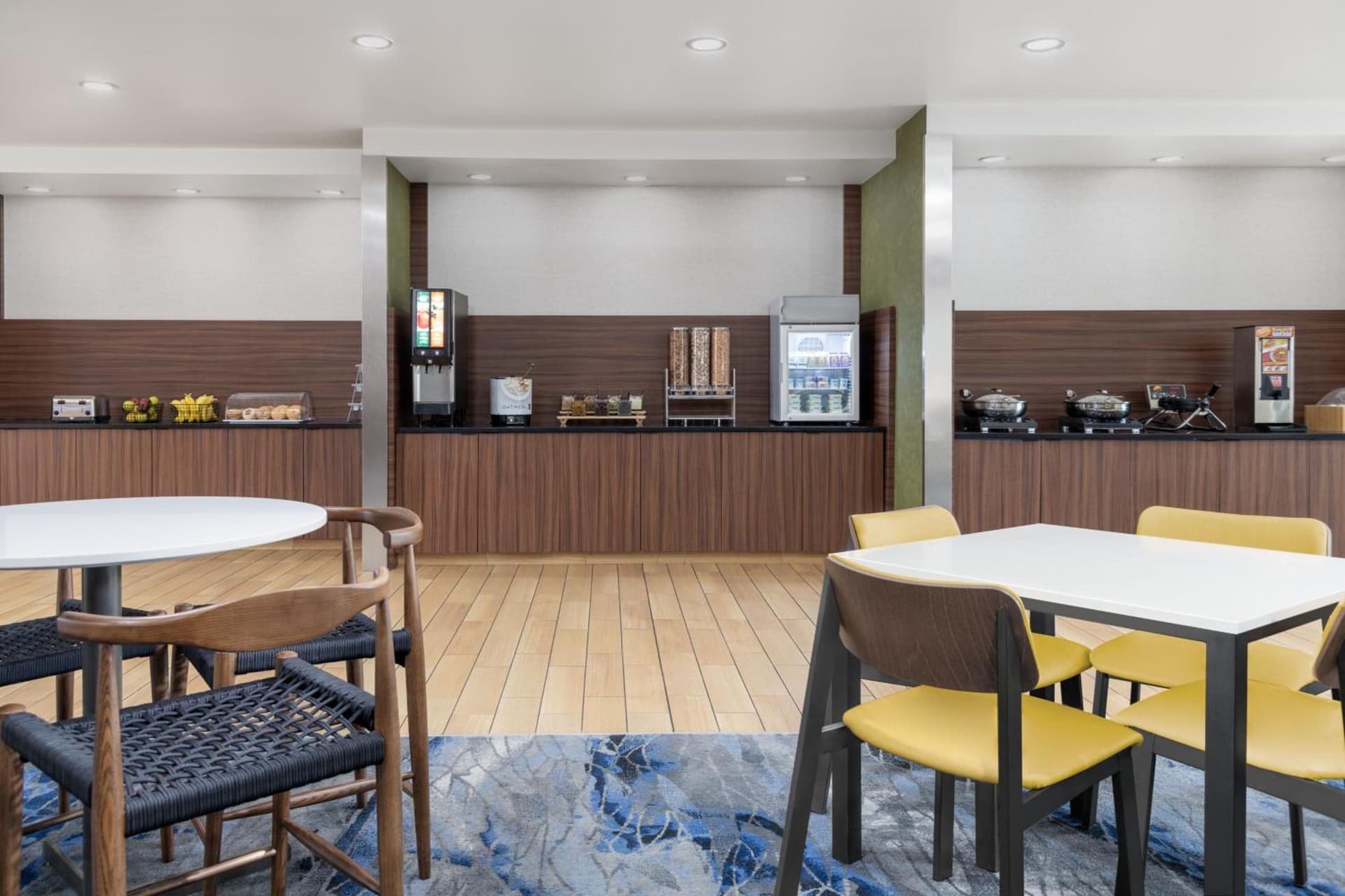 Fairfield Inn & Suites by Marriott Martinsburg gallery photo in Martinsburg, WV — image 56