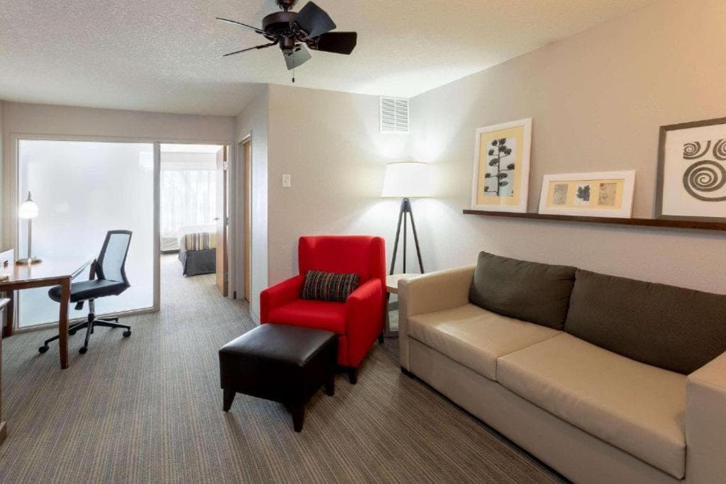 Country Inn & Suites by Radisson, Fargo, ND gallery photo in Fargo, ND — image 62