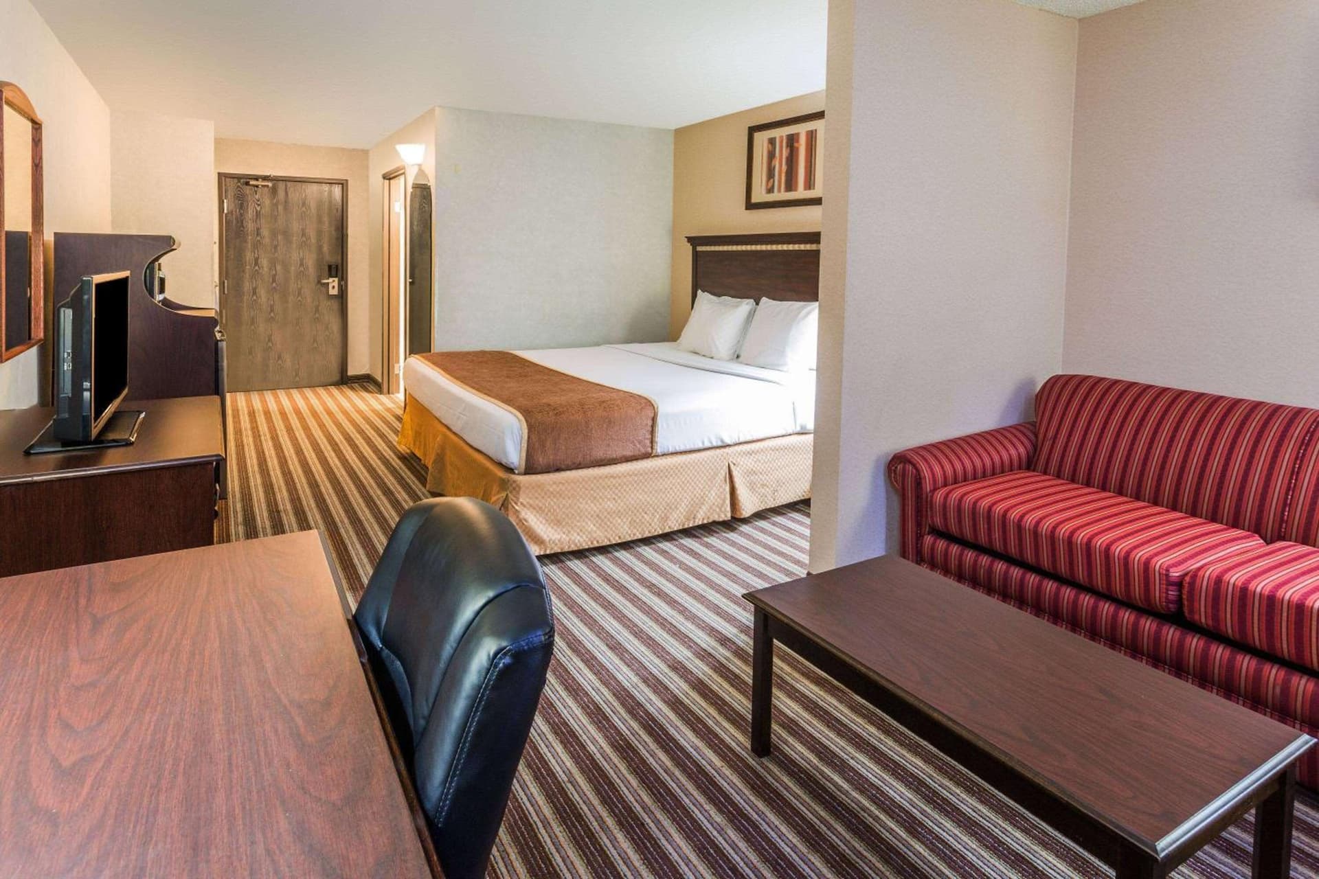 Days Inn & Suites by Wyndham Vancouver gallery photo in Vancouver, WA — image 14