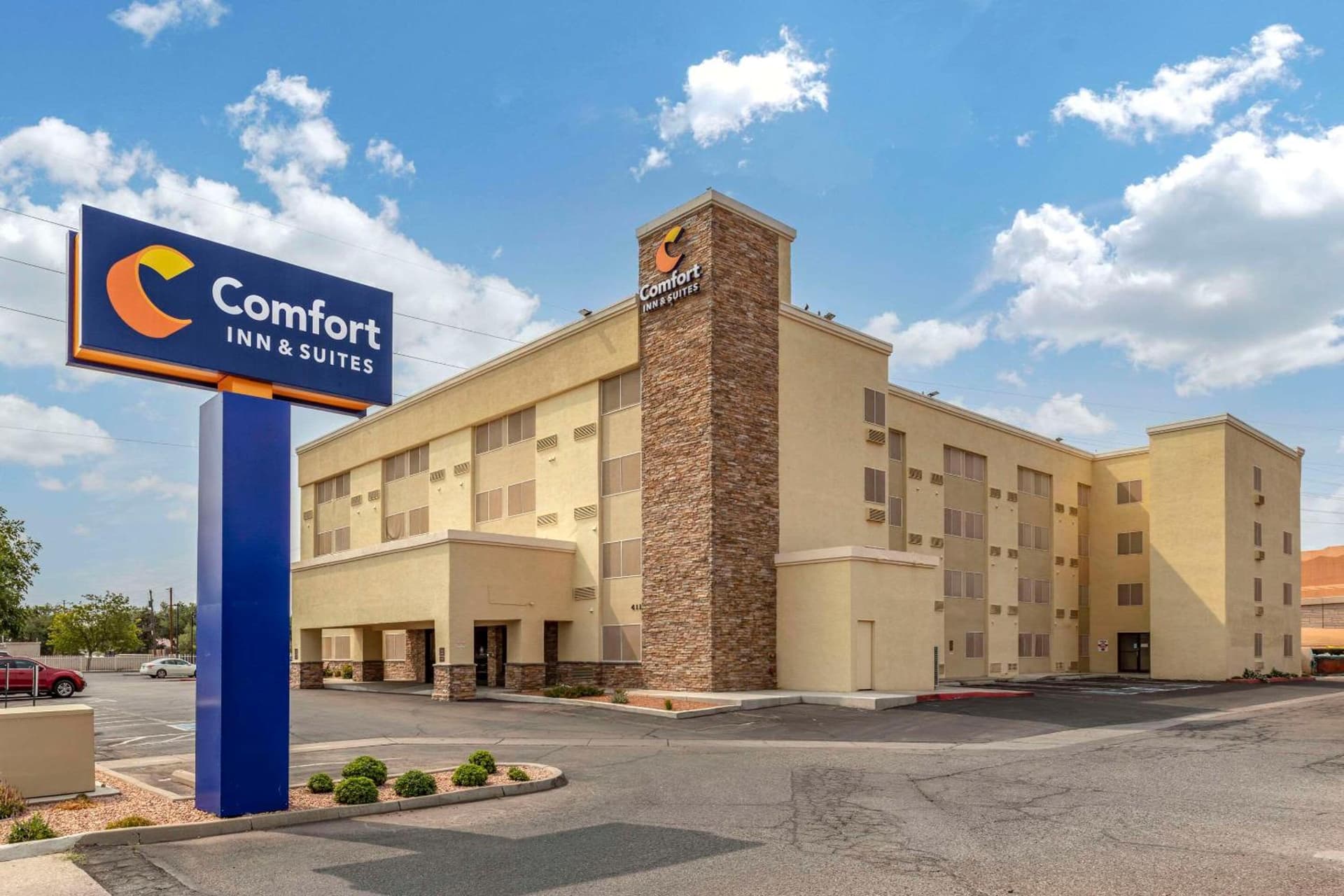 Comfort Inn & Suites Albuquerque Downtown — hotel in Albuquerque, New Mexico