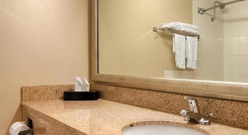 AmericInn by Wyndham La Crosse Riverfront-Conference Center property views in La Crosse, WI — gallery photo 3