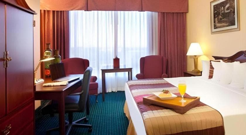 Magnuson Grand Conference Hotel gallery photo in Winter Haven, FL — image 8