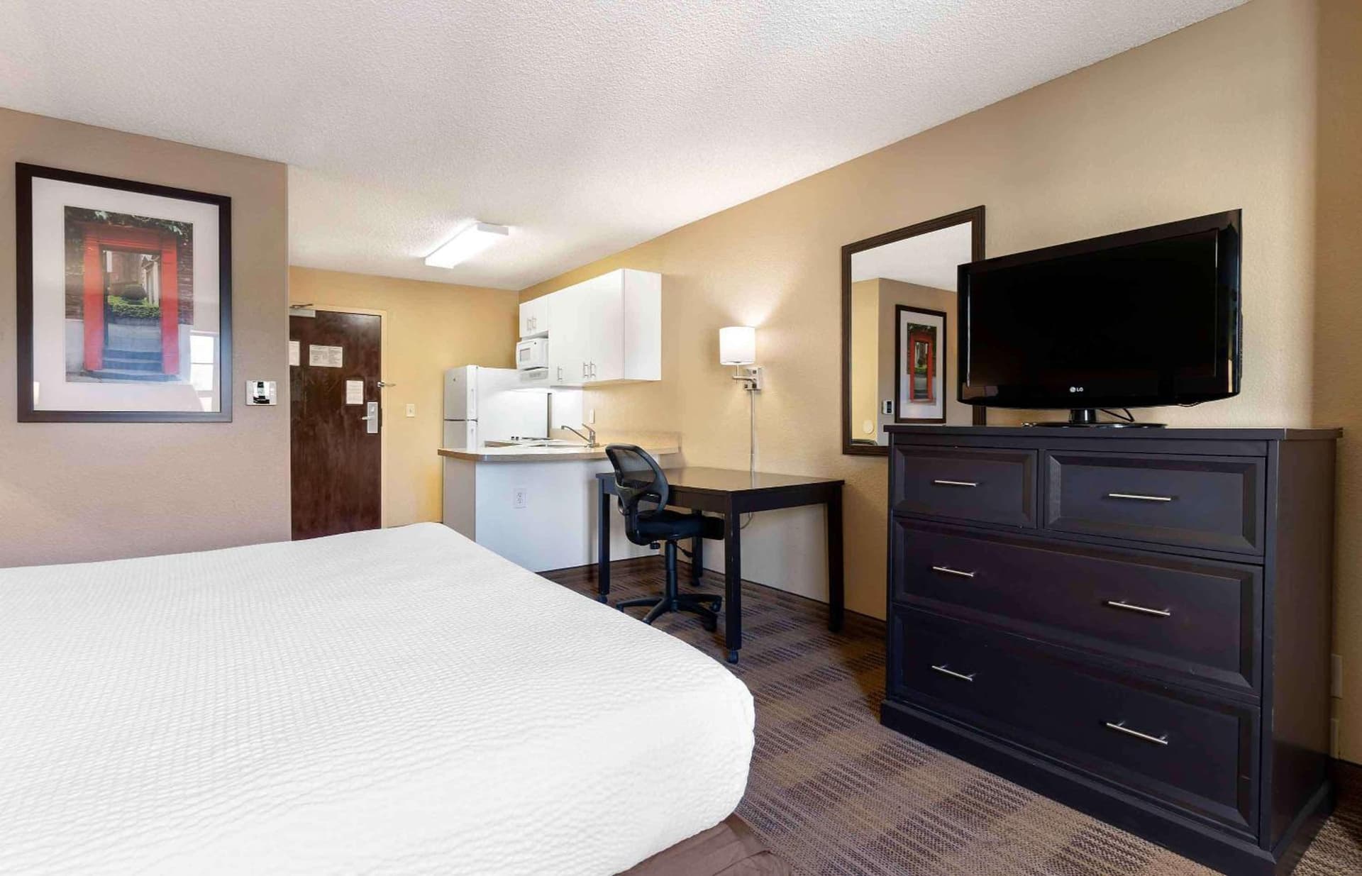 Extended Stay America Suites - San Jose - Morgan Hill gallery photo in Morgan Hill, CA — image 26