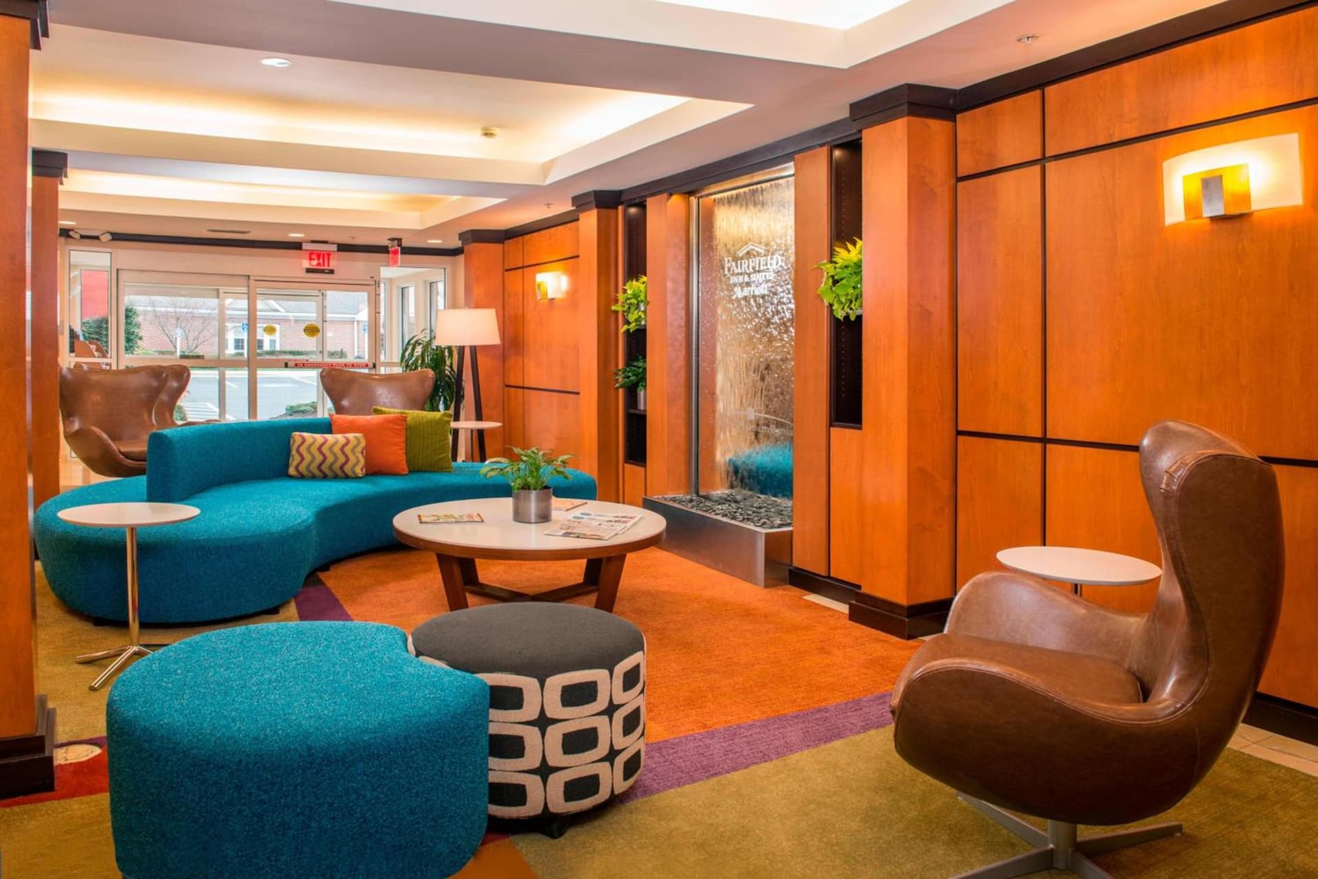 Fairfield Inn & Suites by Marriott Frederick interior in Frederick, MD — gallery photo 2