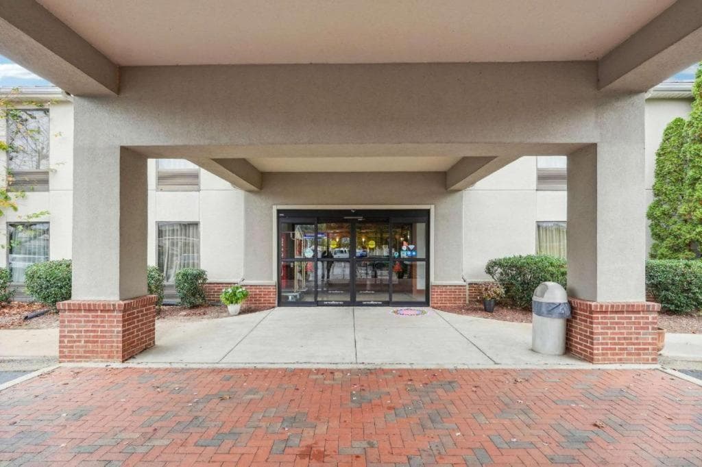 Quality Inn & Suites gallery photo in Dawsonville, GA — image 24