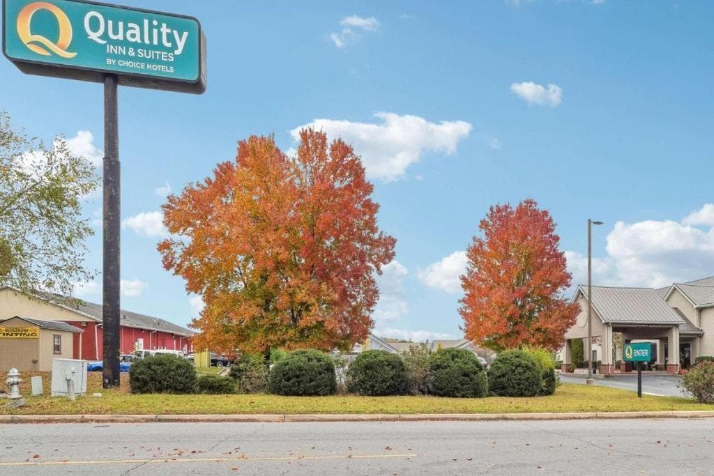 Quality Inn & Suites gallery photo in Dawsonville, GA — image 15