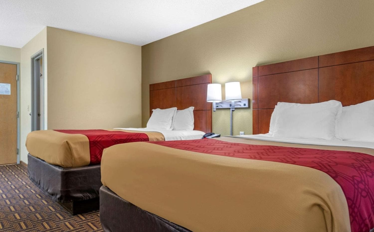 Coratel Inn and Suites By Jasper River Falls property views in River Falls, WI — gallery photo 3
