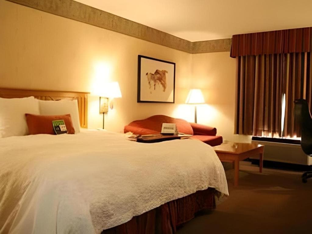 Flagstaff Hotel interior in Flagstaff, AZ — gallery photo 2