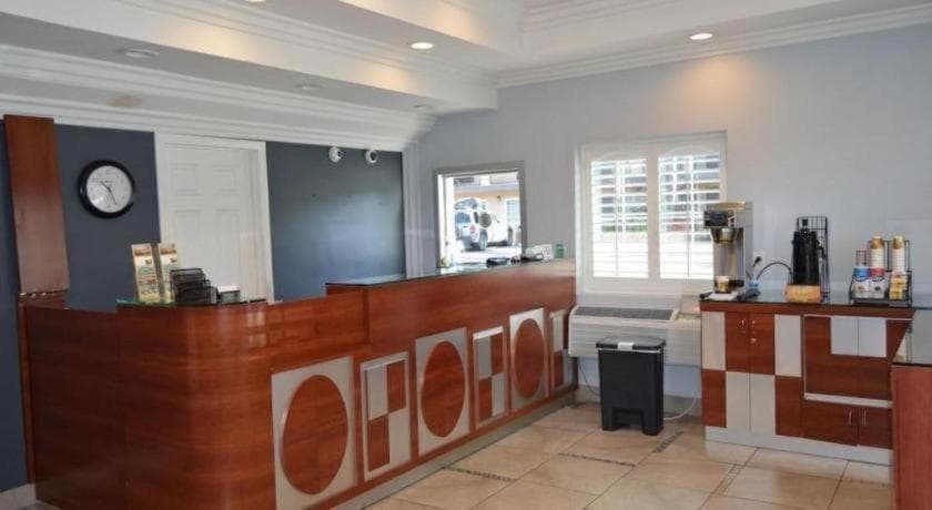 Rodeway Inn Carlsbad property views in Carlsbad, CA — gallery photo 3