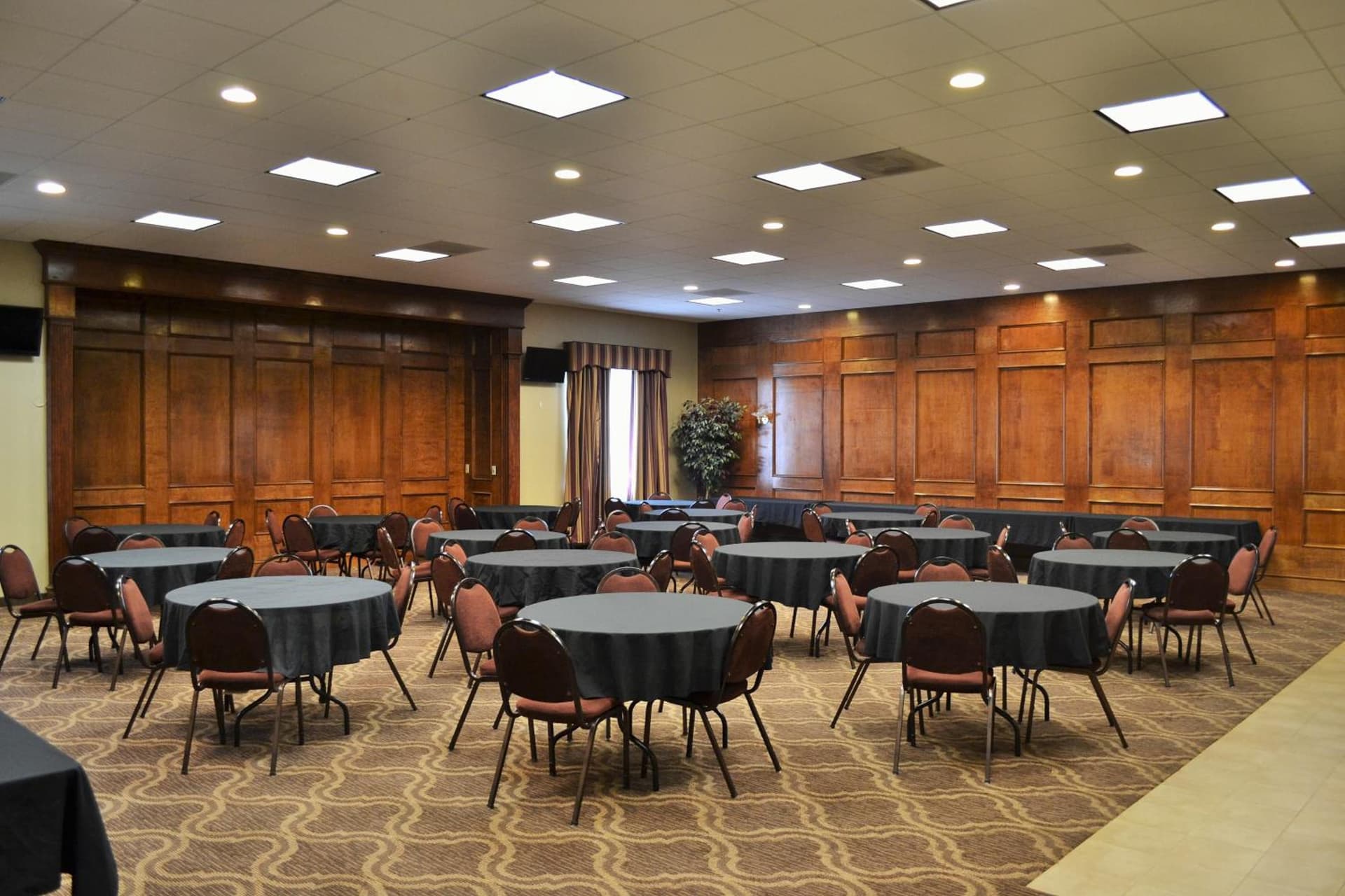 Ashmore Inn and Suites gallery photo in Lubbock, TX — image 27